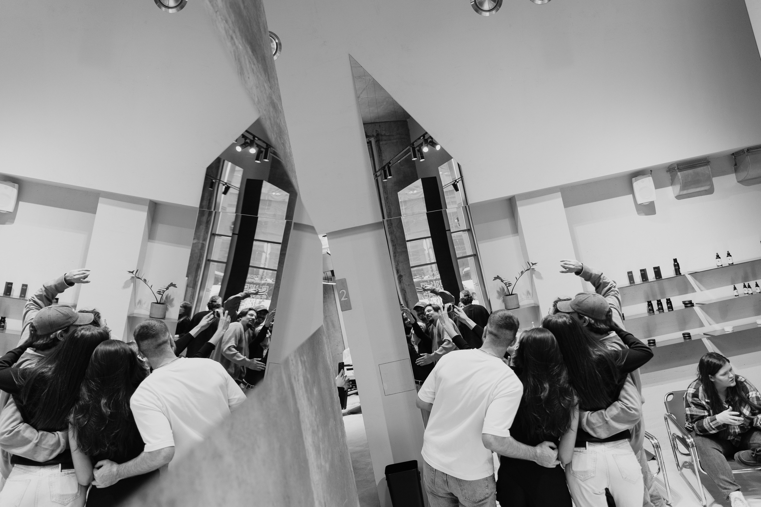 Base | открытие барбершопа. Showbiz | Fashion | Reportage