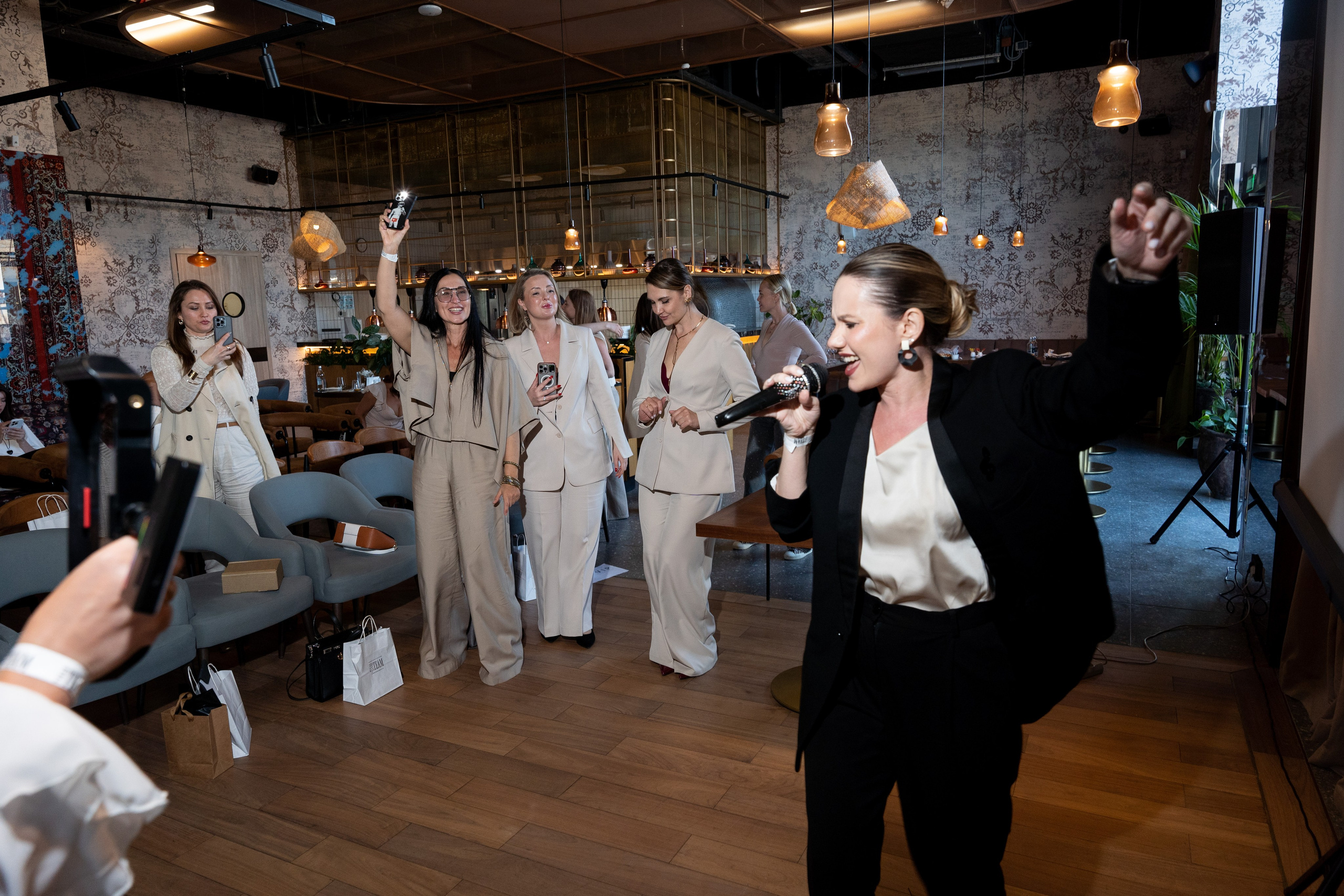 TINAoTEAM: конференция V. Портретный и репортажный фотограф в Москве Разуменко Роман