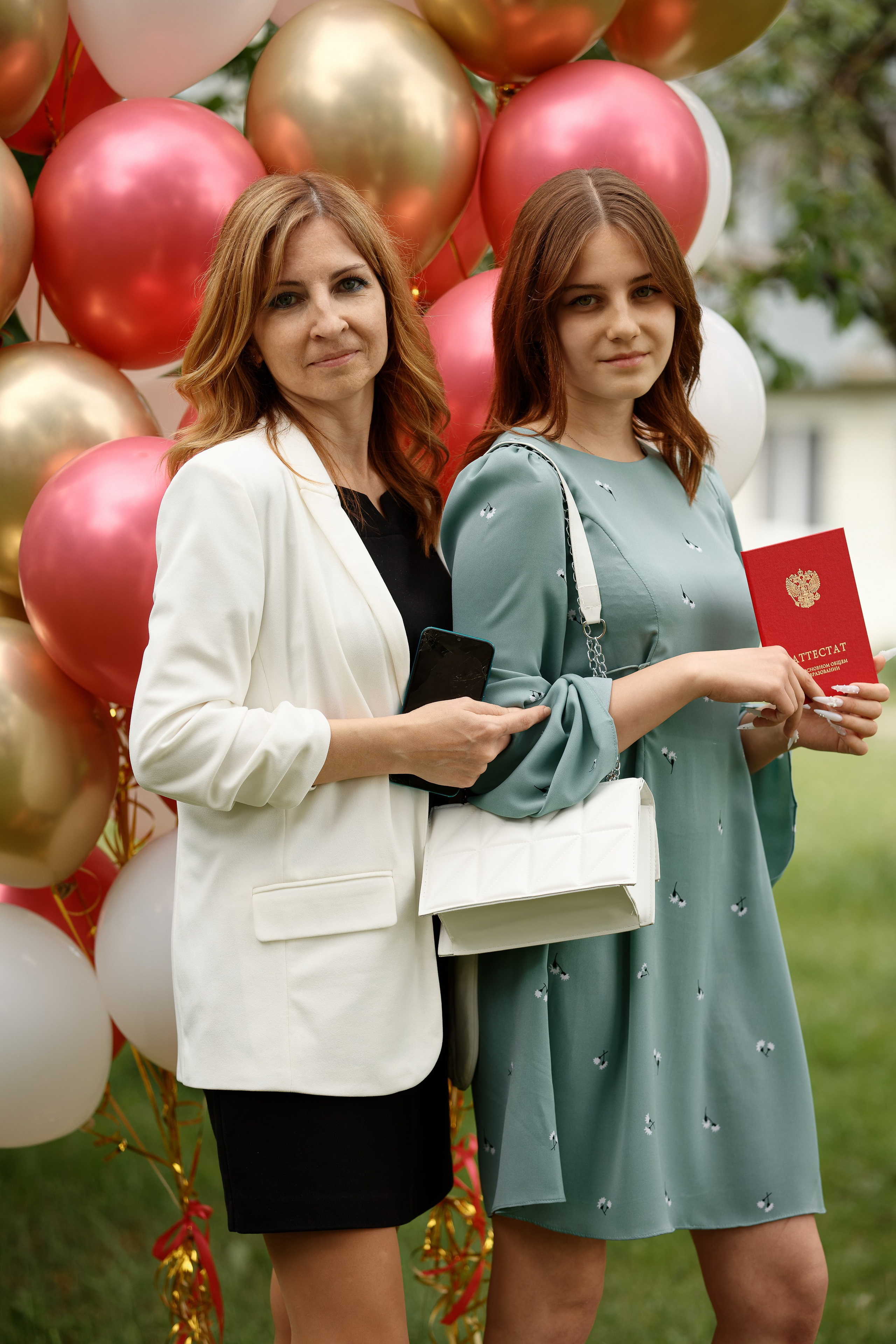 Вручение аттестатов Школа № 57. Семейный фотограф — Макс Белогрудов