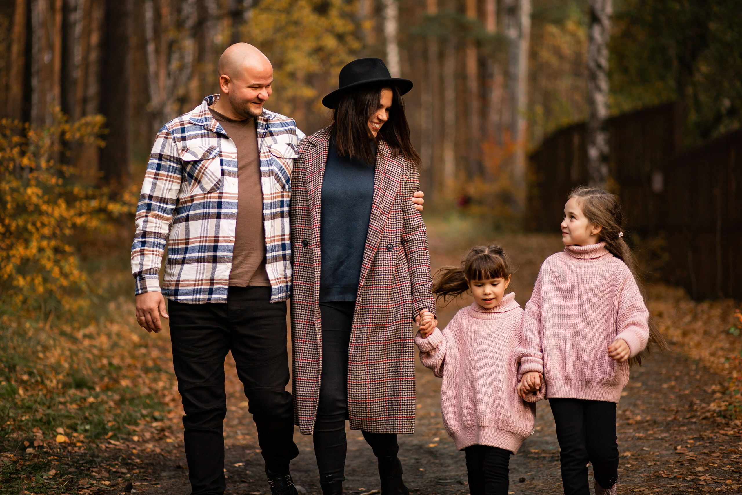 Ирина Саша и девочки. Семейная съемка — это красивый способ признаться своей семье в любви