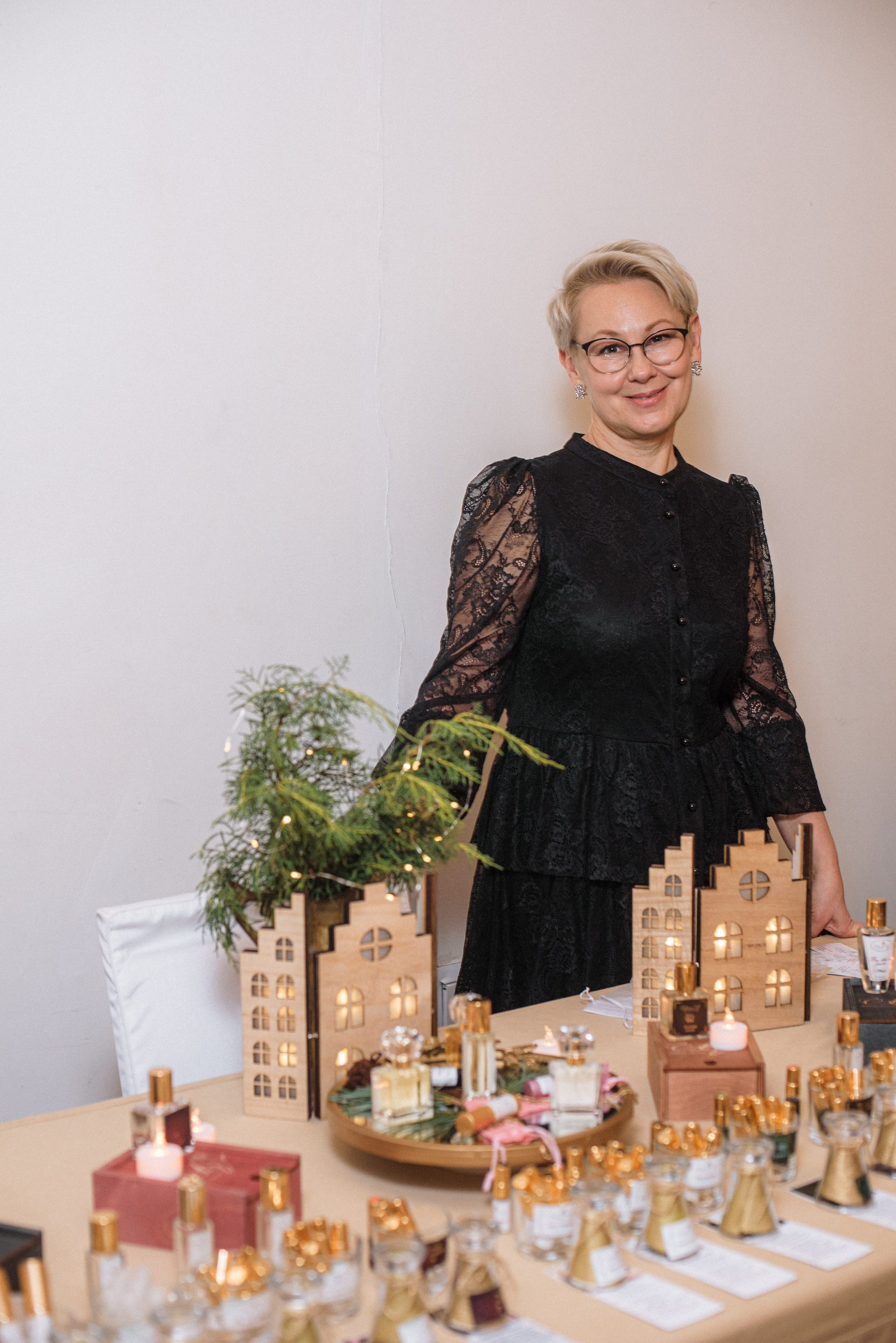 Парфюмерный салон VAST Москва // Зима 2023. Фотограф Элина Брусенцева