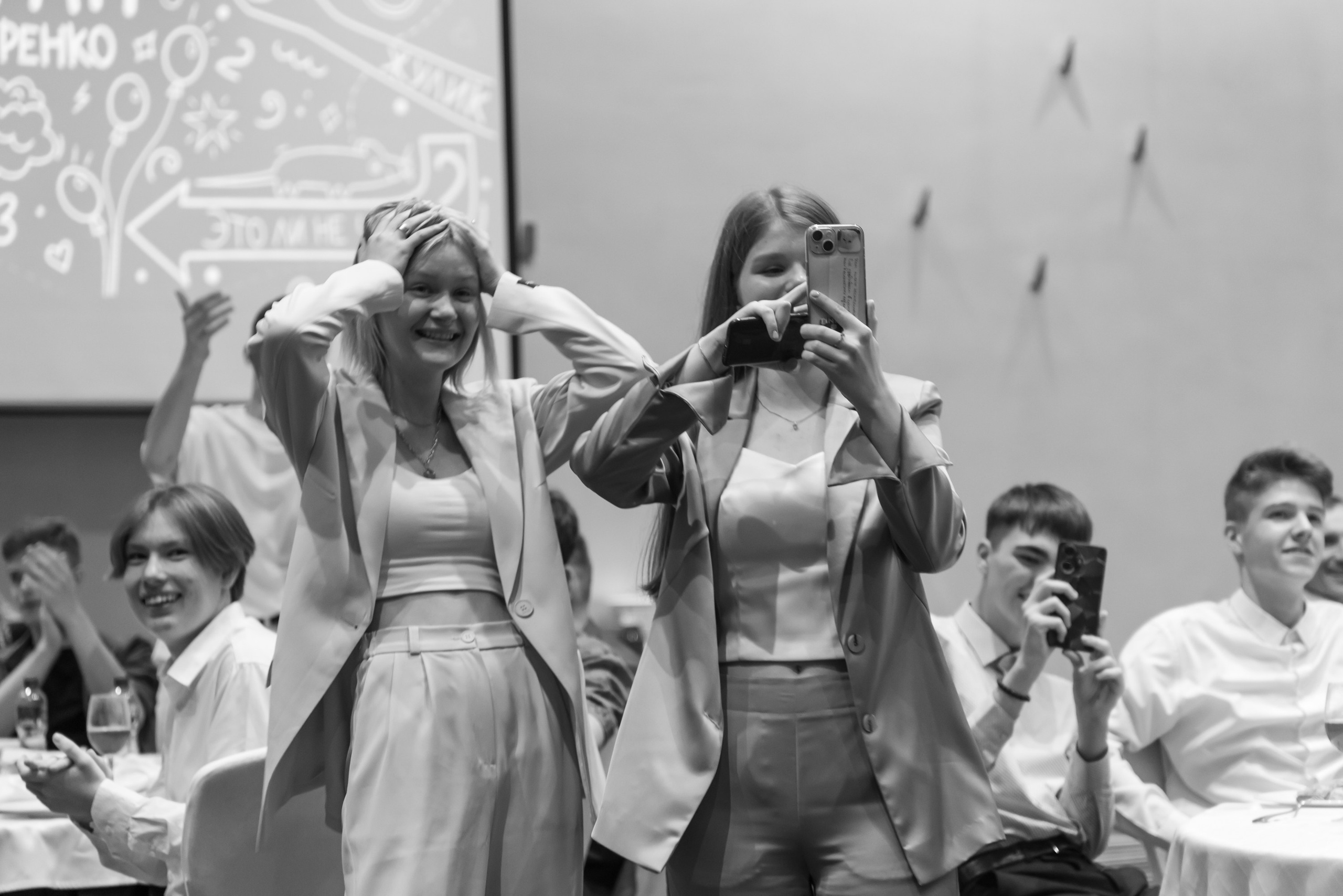 Radisson Blu выпускной 2024. Фотограф свадебный, репортажный, индивидуальный, фото для маркетплейсов, брендов, автосалонов