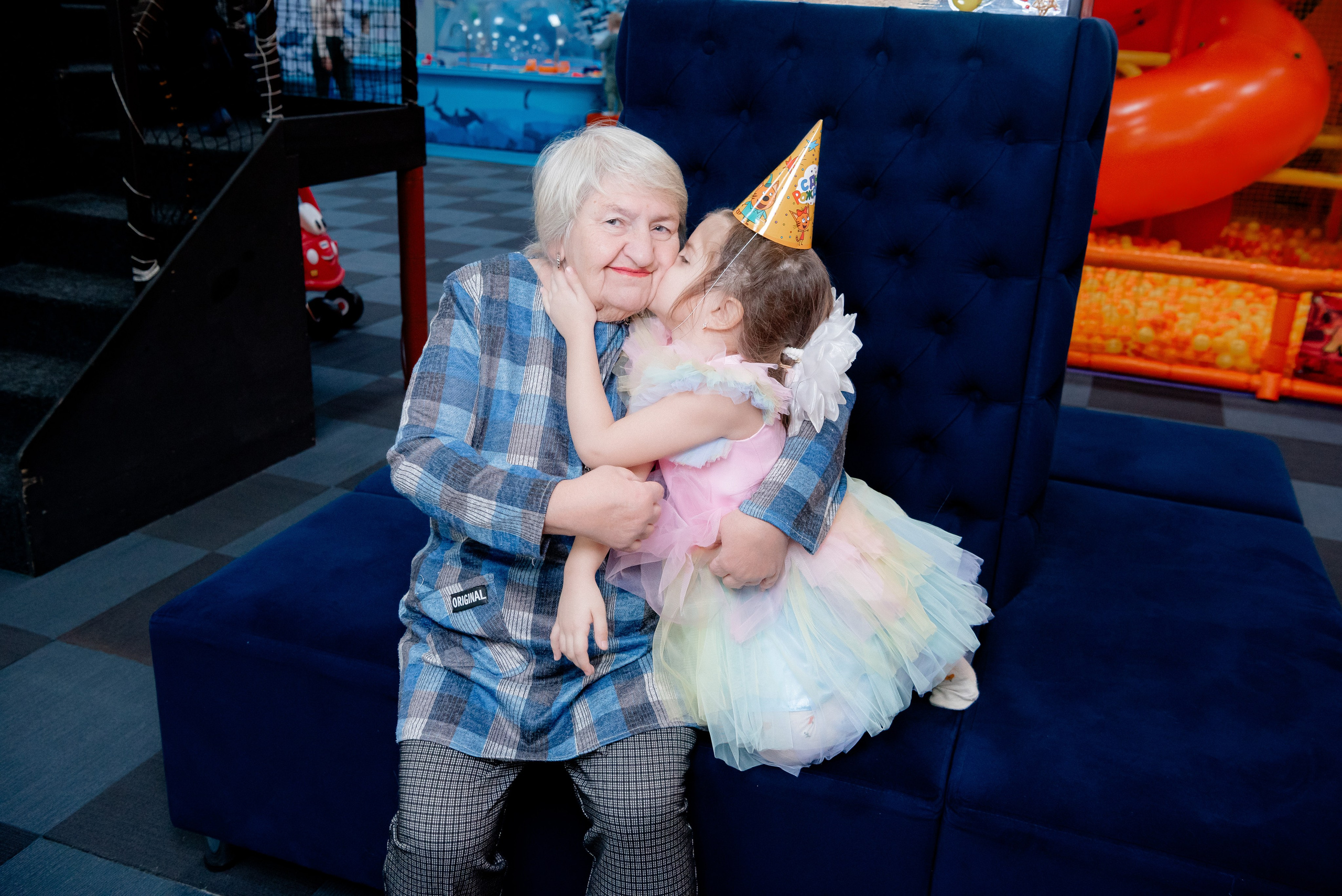 ДР В Локо Мотив Аниматоры Три кота. Фотограф в Волгограде и Волжском Александр Горбань