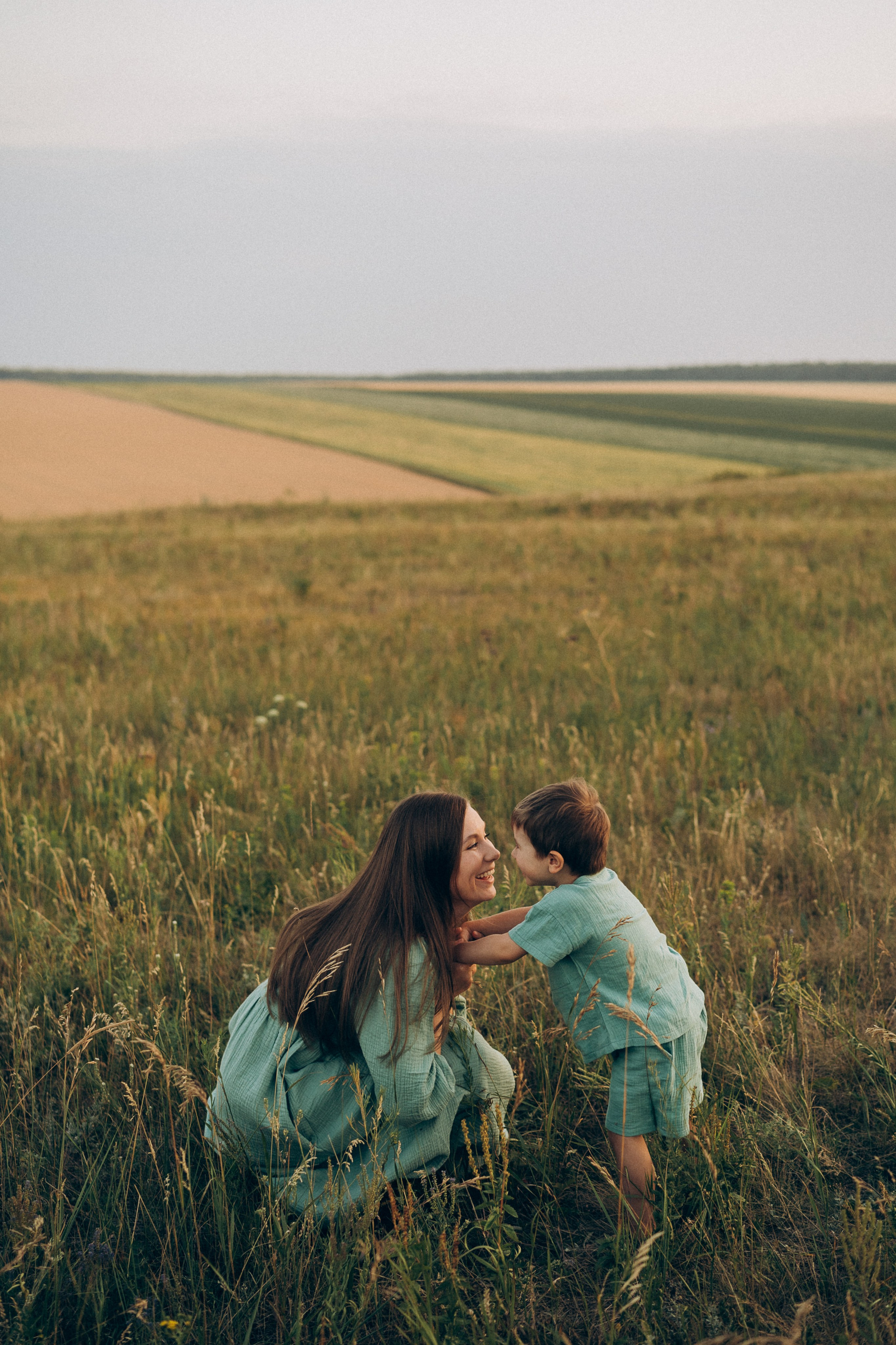 Летние поля. Семейный фотограф в Челябинске Волченко Ксения