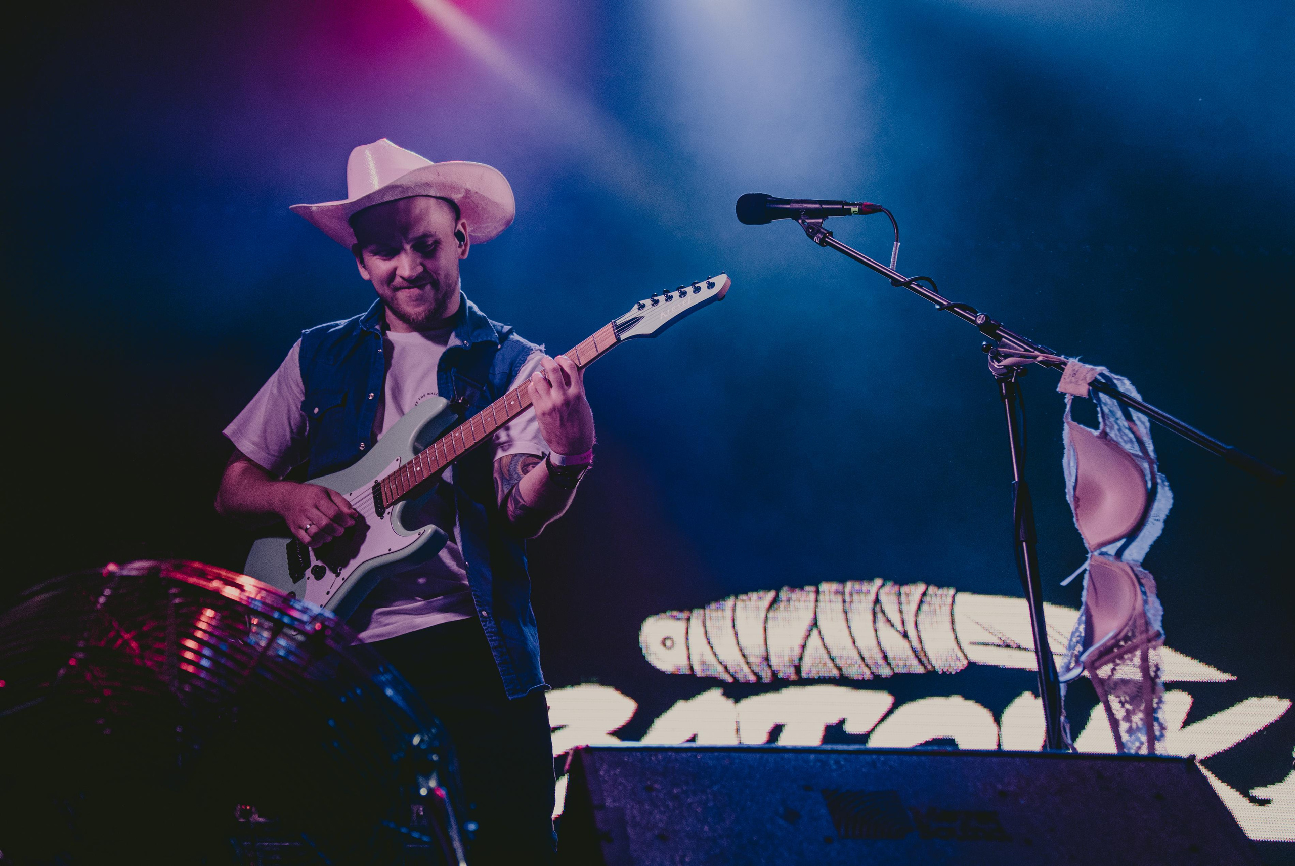 Заточка. Фотограф Виктория Дунаевская в Санкт Петербурге