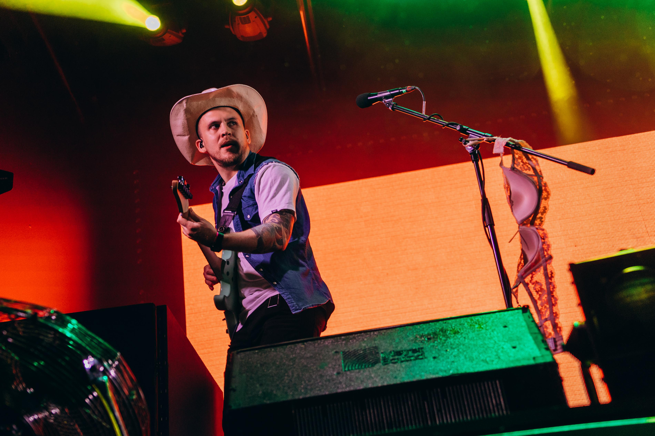 Заточка. Фотограф Виктория Дунаевская в Санкт Петербурге