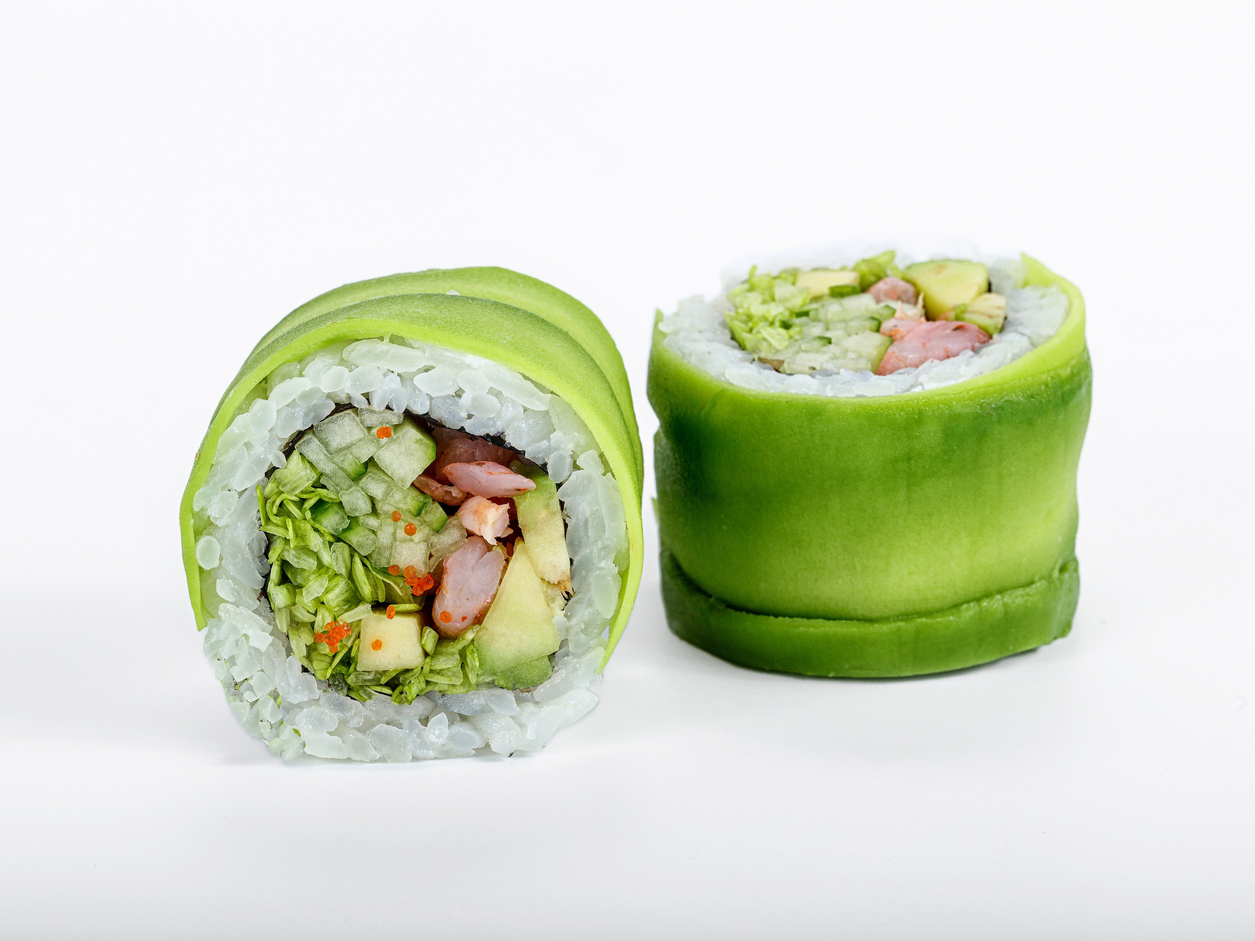 Фотосъемка суши и роллов. Заказ по тел.: +7 (906) 006-90-22. Фуд-фотограф Андрей Старостин — съемка еды в Москве. 9000 руб. в час