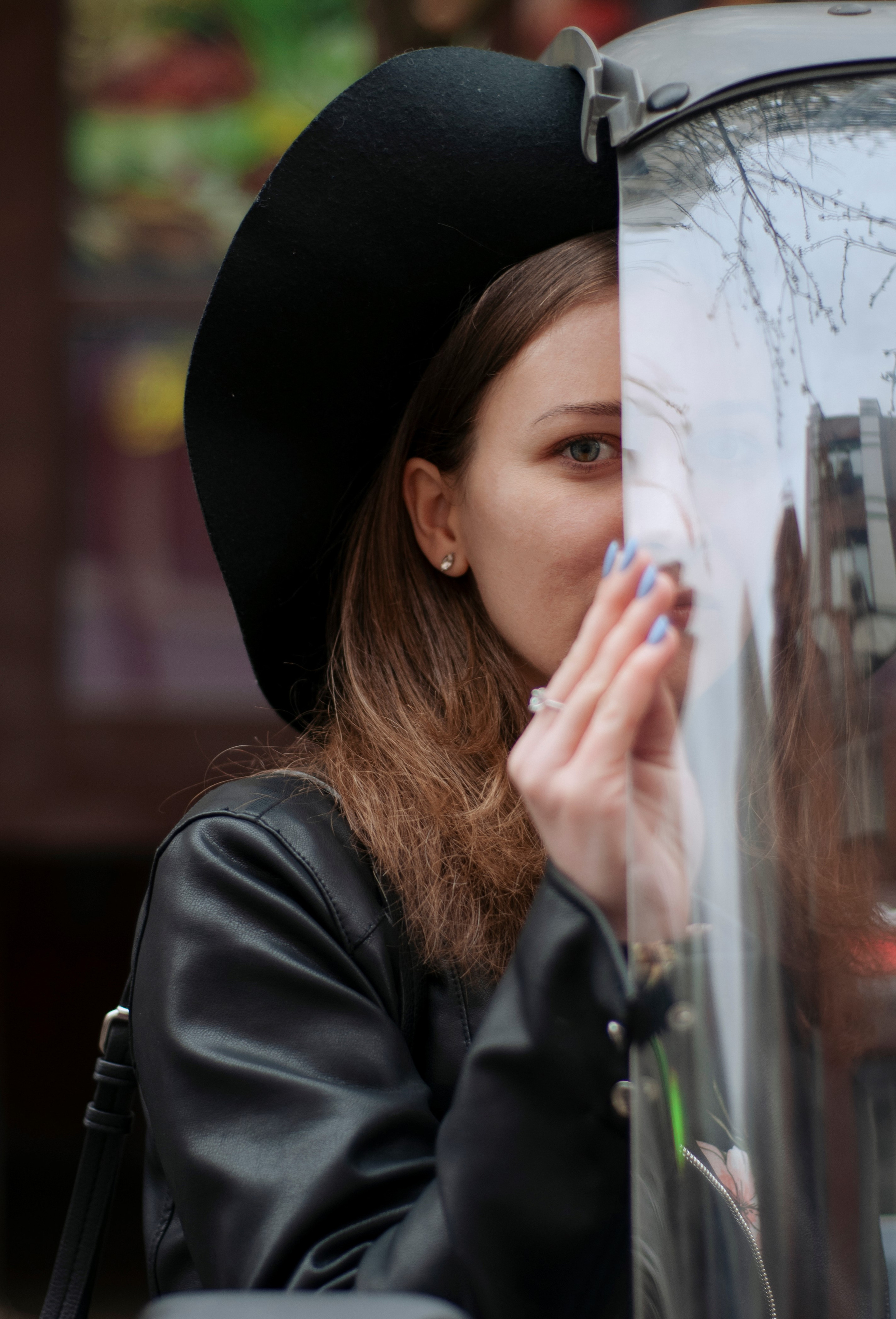 Девушка на фотопрогулке