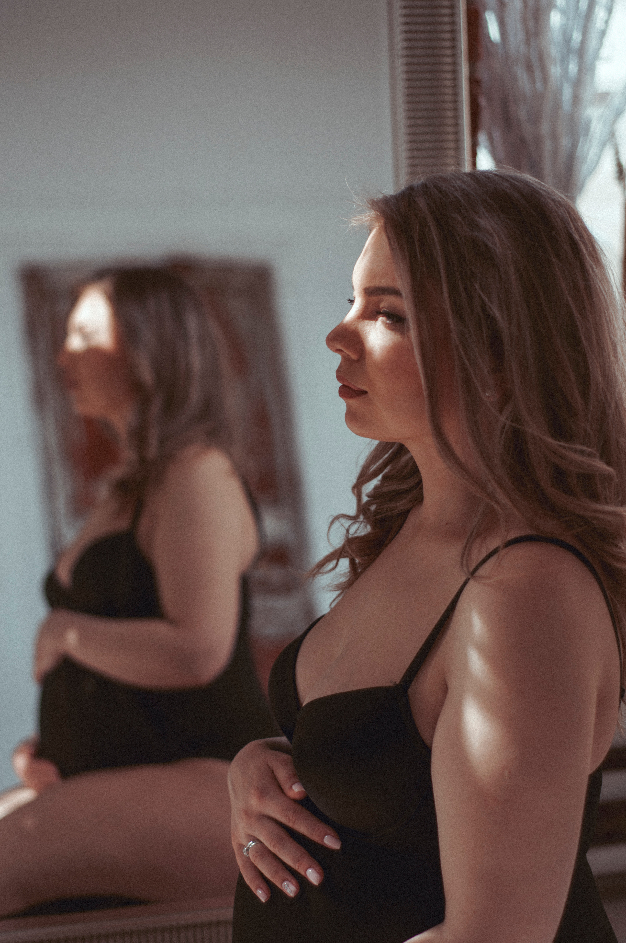 Беременная в фотостудии