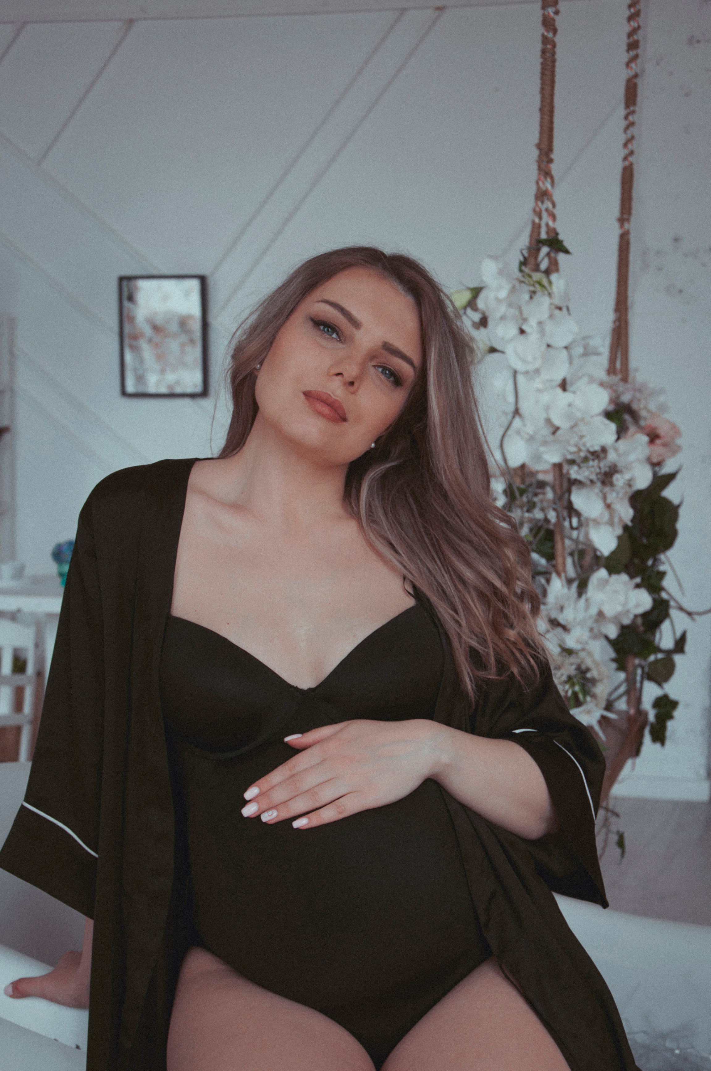 Фотосессия беременности в фотостудии