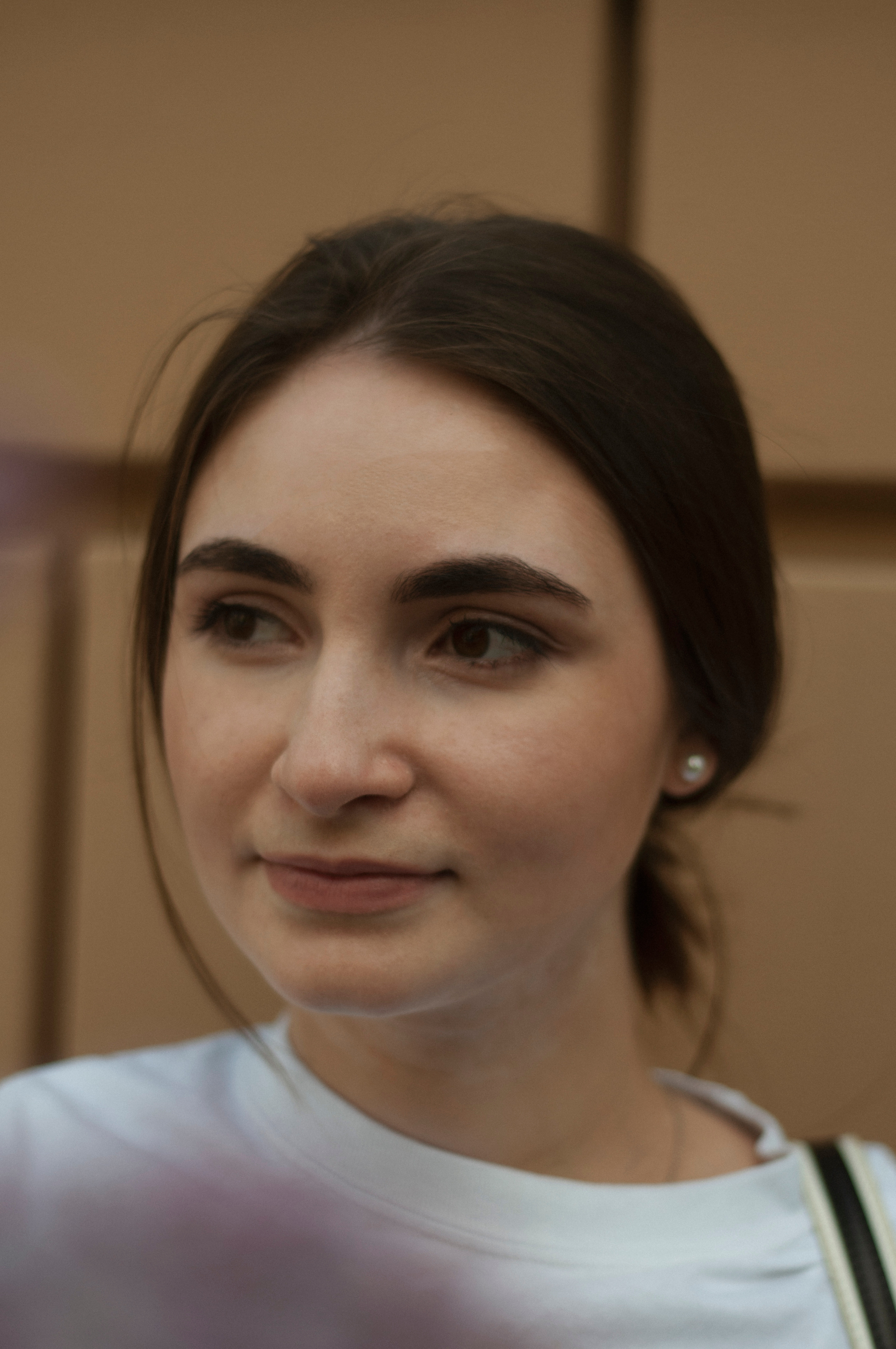 Женский портрет на улице