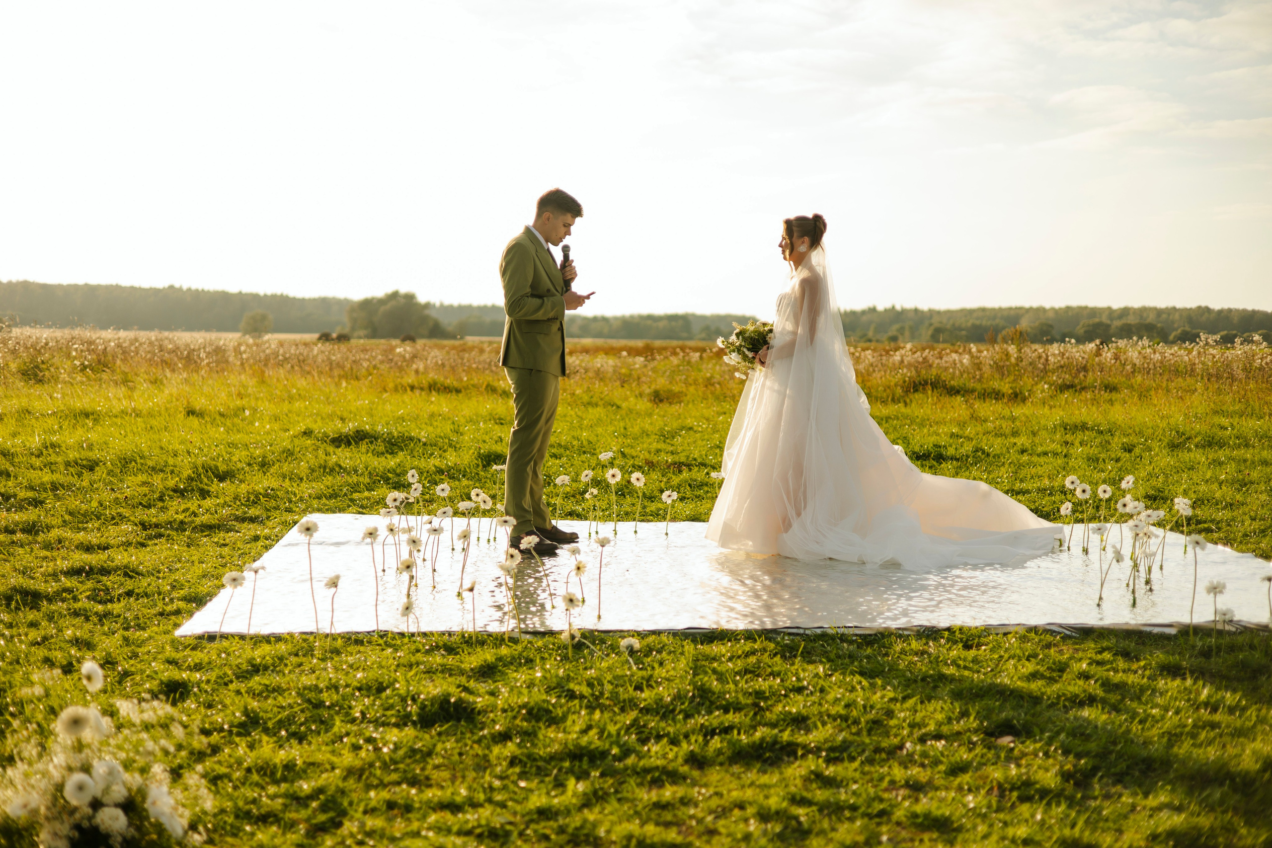 Артём и Вероника pine river. Nikolpinhasova