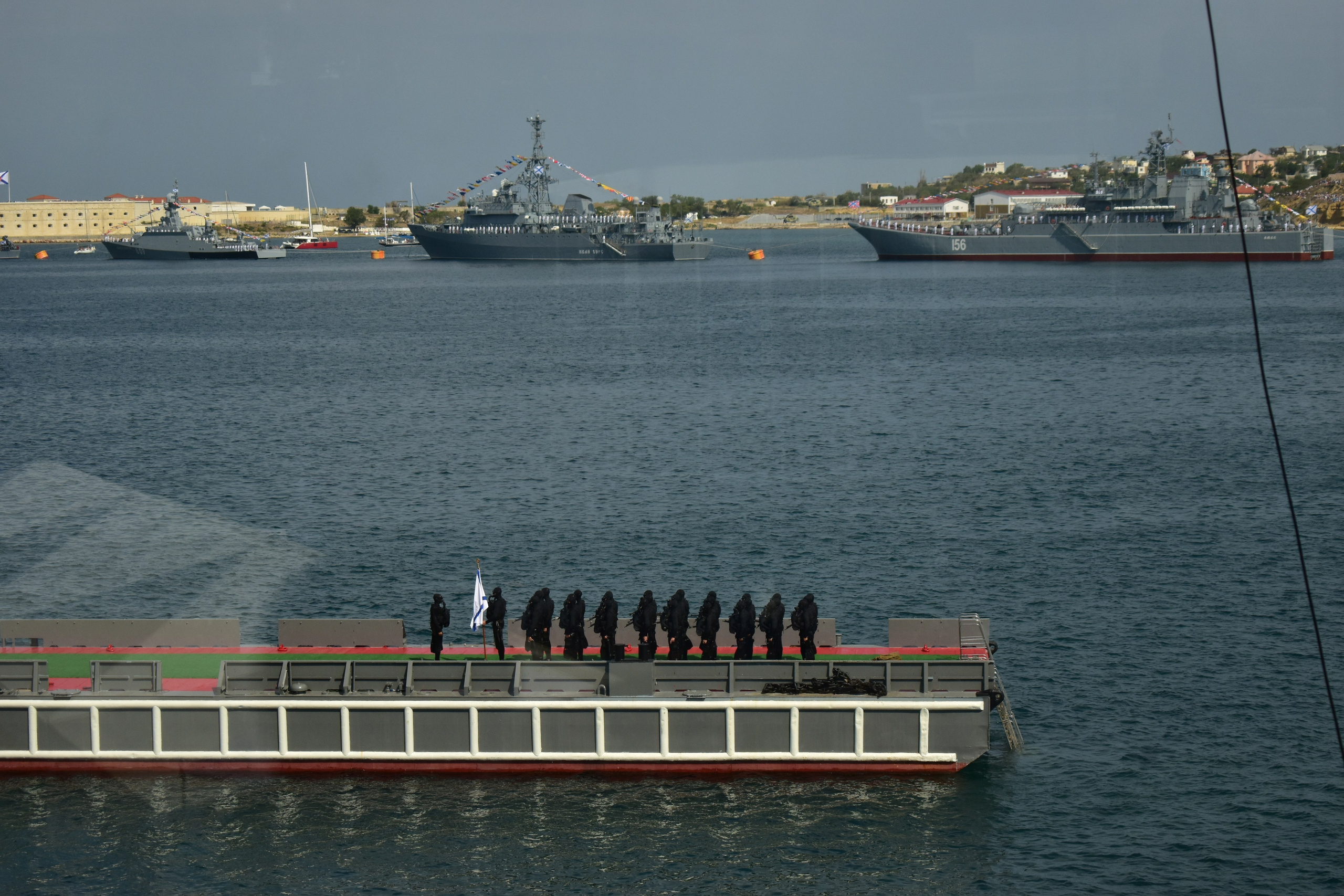 Парад ВМФ. Фотограф-ретушер в Крыму Юля Лобурец