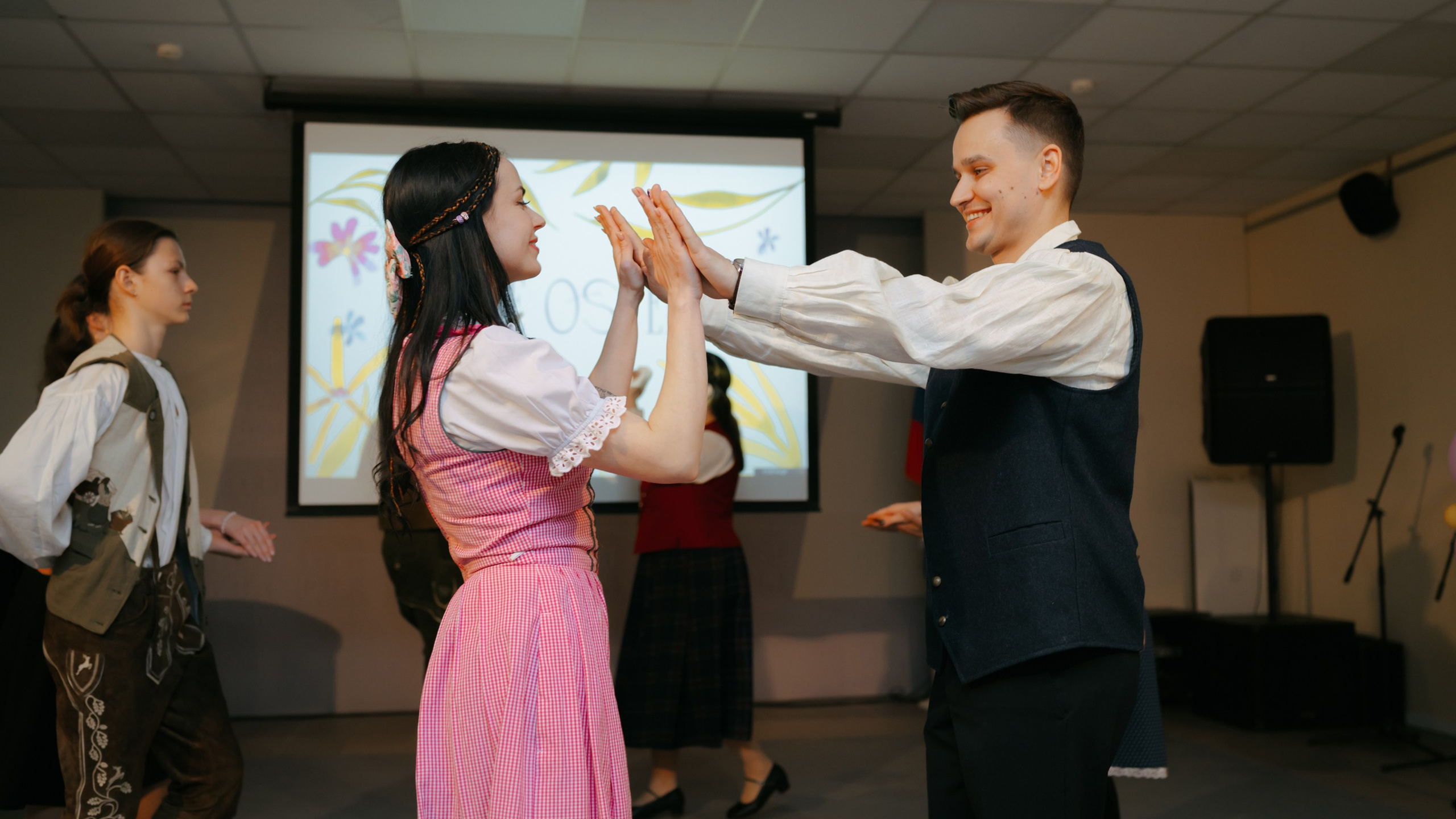 Международный Союз Немецкой культуры. Komonev