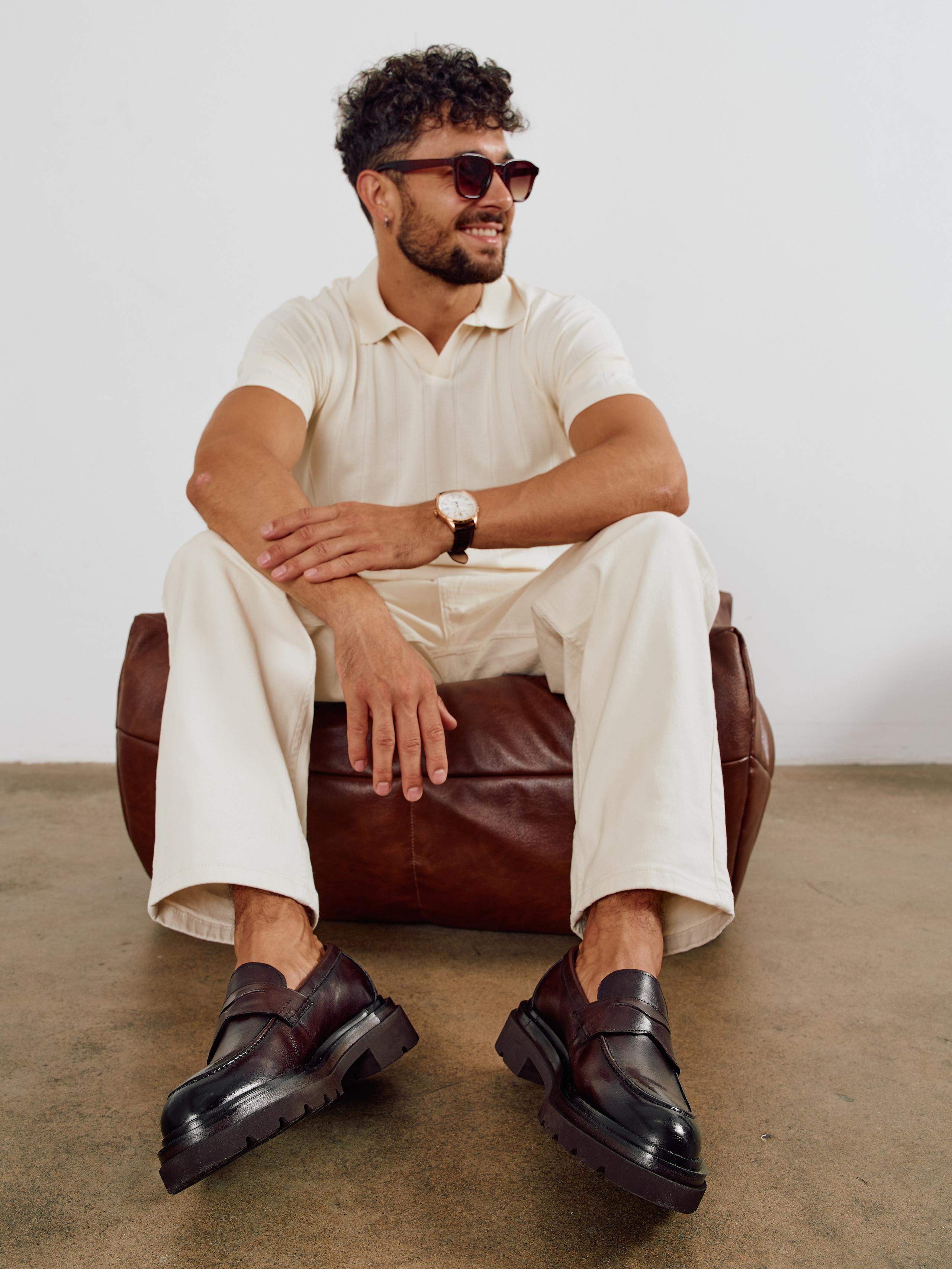 Обувь. Фотограф для маркетплейсов в Москве