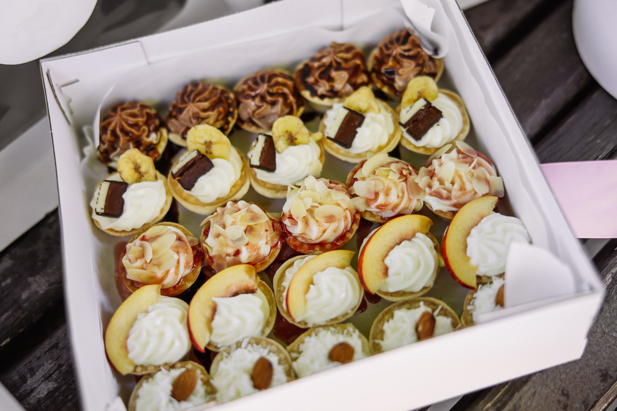 Сборы жениха и невесты, ЗАГС. Фотограф в Краснодаре