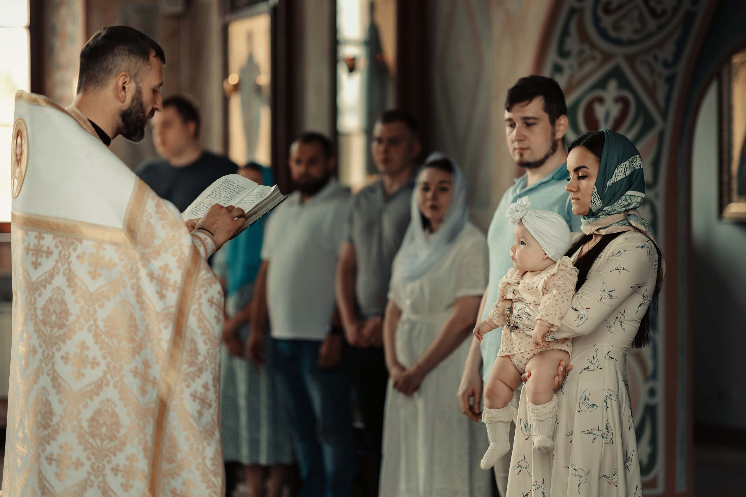 Фото съемка таинства крещения в Нижнем Новгороде. Алексей Шаров — свадебный и репортажный фотограф в Нижнем Новгороде