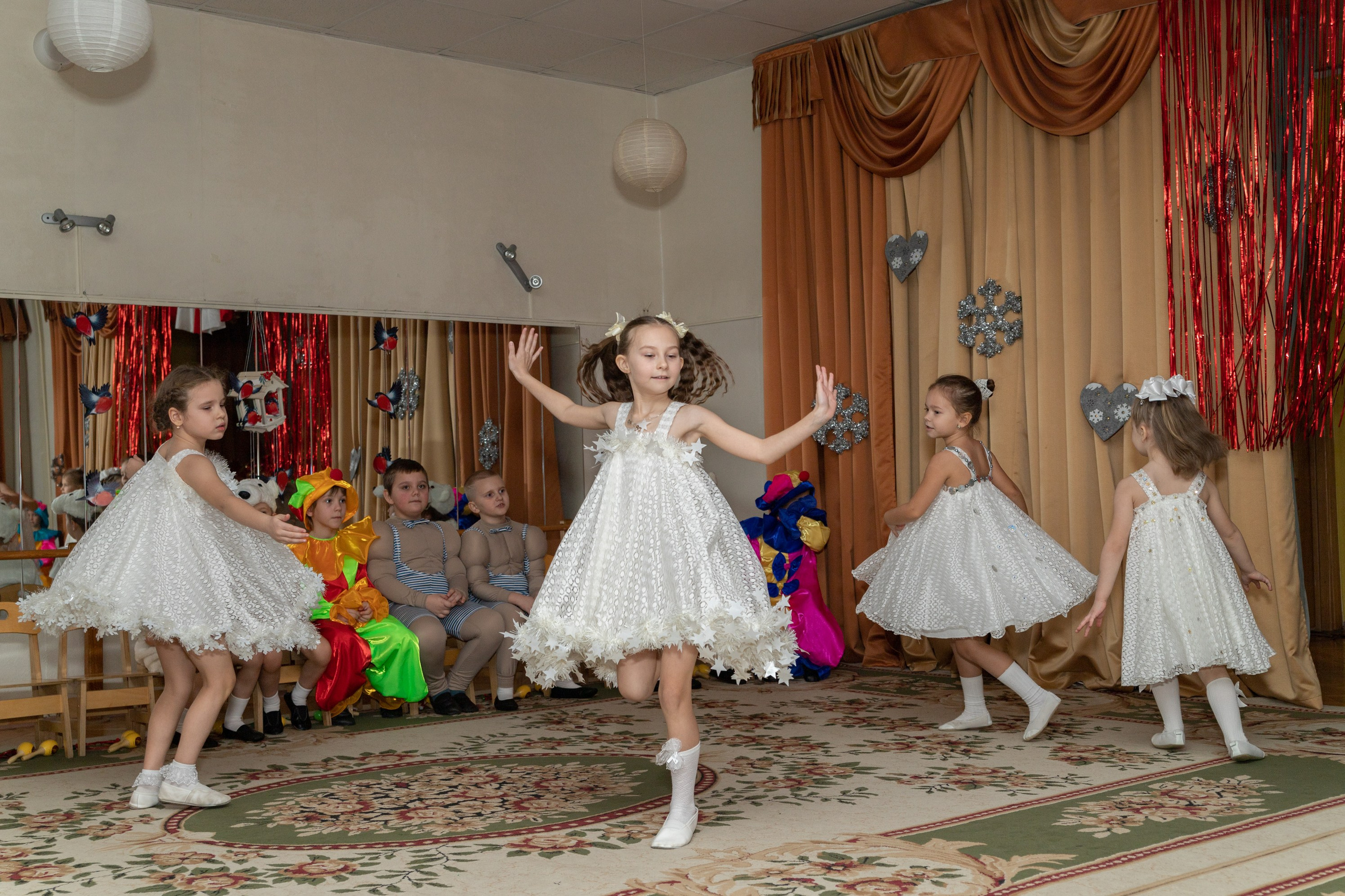 Новогодний утренник в садике. Фотограф-дизайнер, семейный фотограф, фуд-фотограф в Москве и Московской области Лаврова Анна