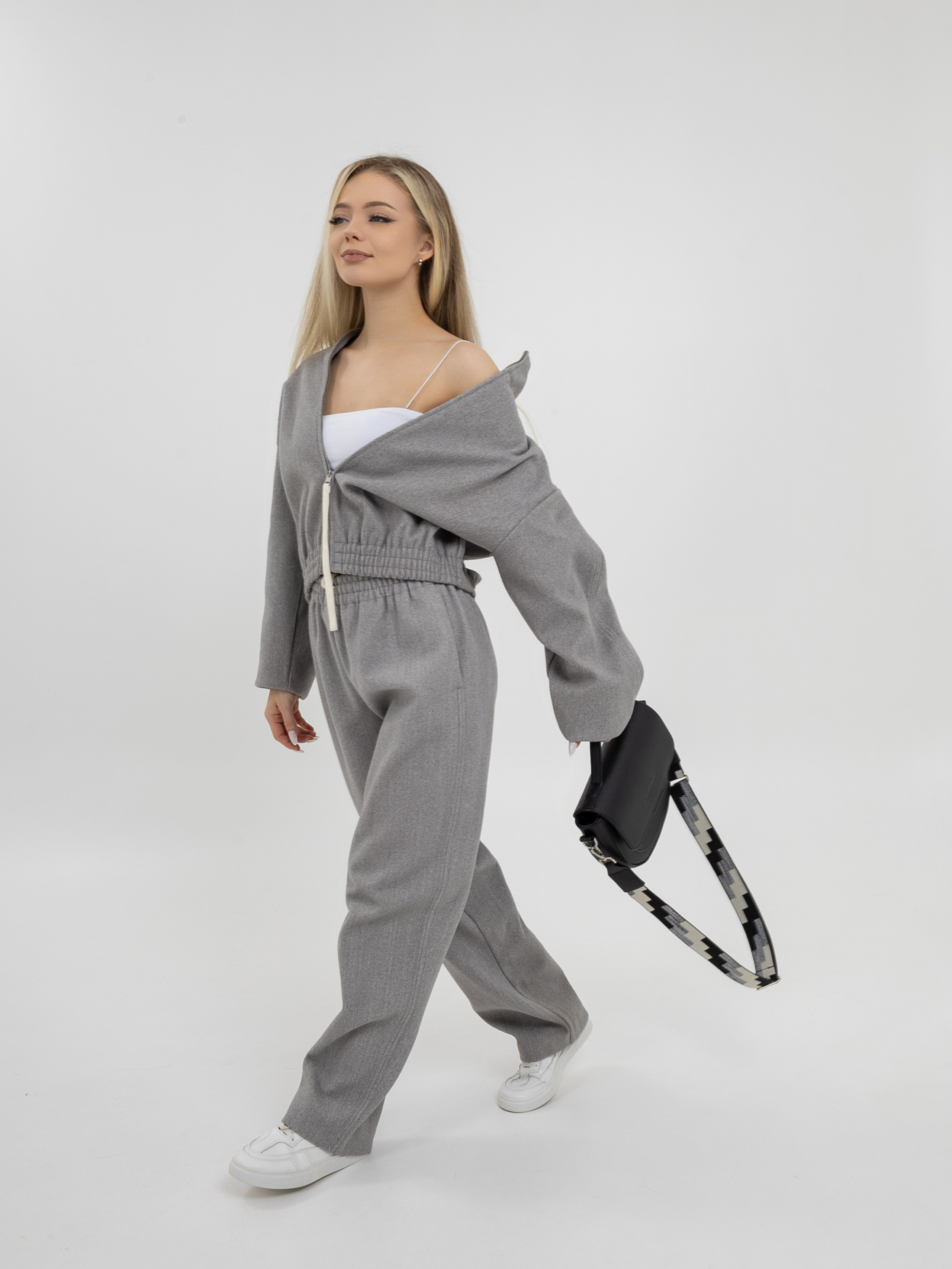 Модельная. Главная