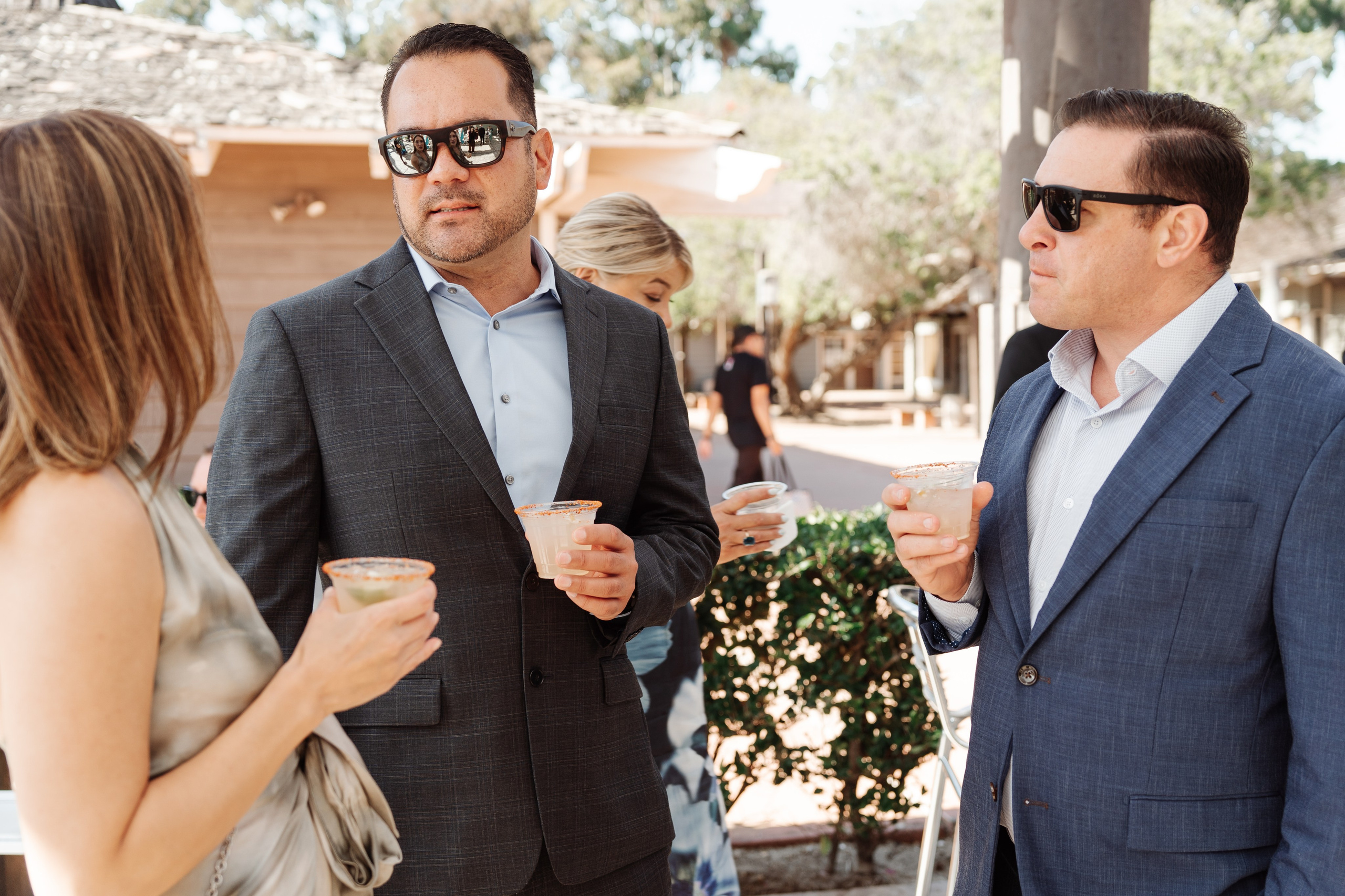 2025-08-16_BryanAmber. Ретушер Зенькевич Света