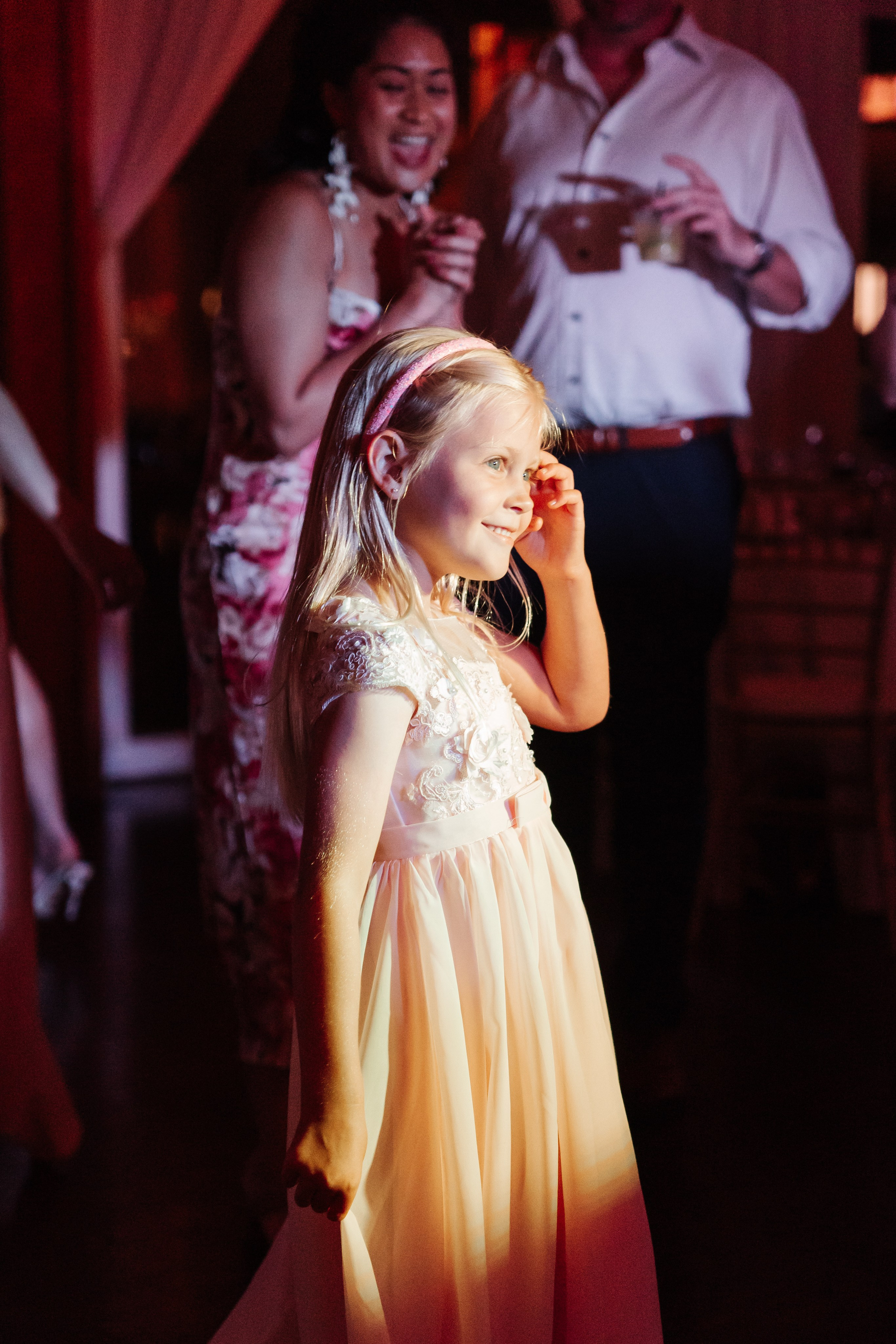 2025-08-16_BryanAmber. Ретушер Зенькевич Света