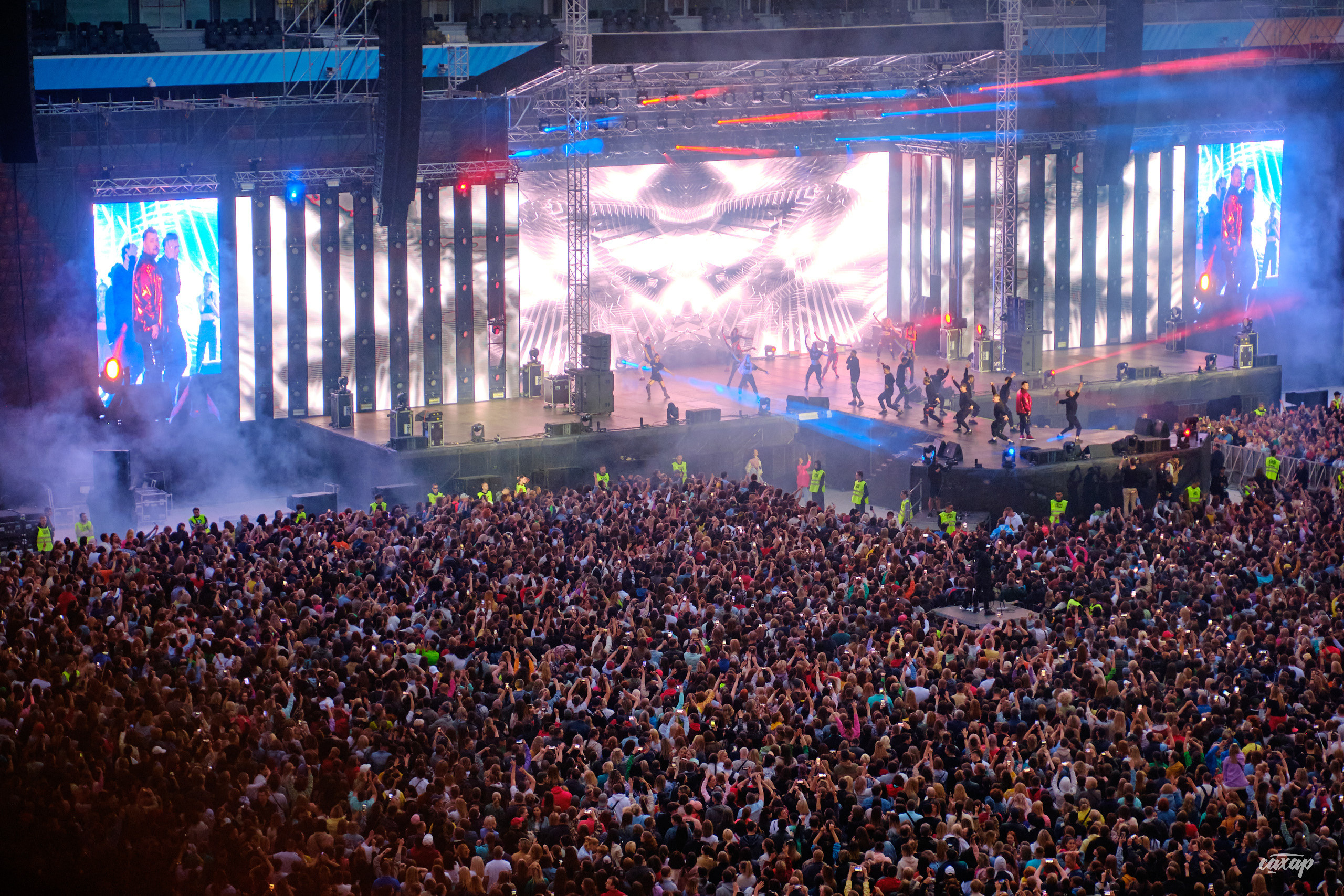 Сергей Жуков и Руки Вверх гости Niletto и Михаил Жуков