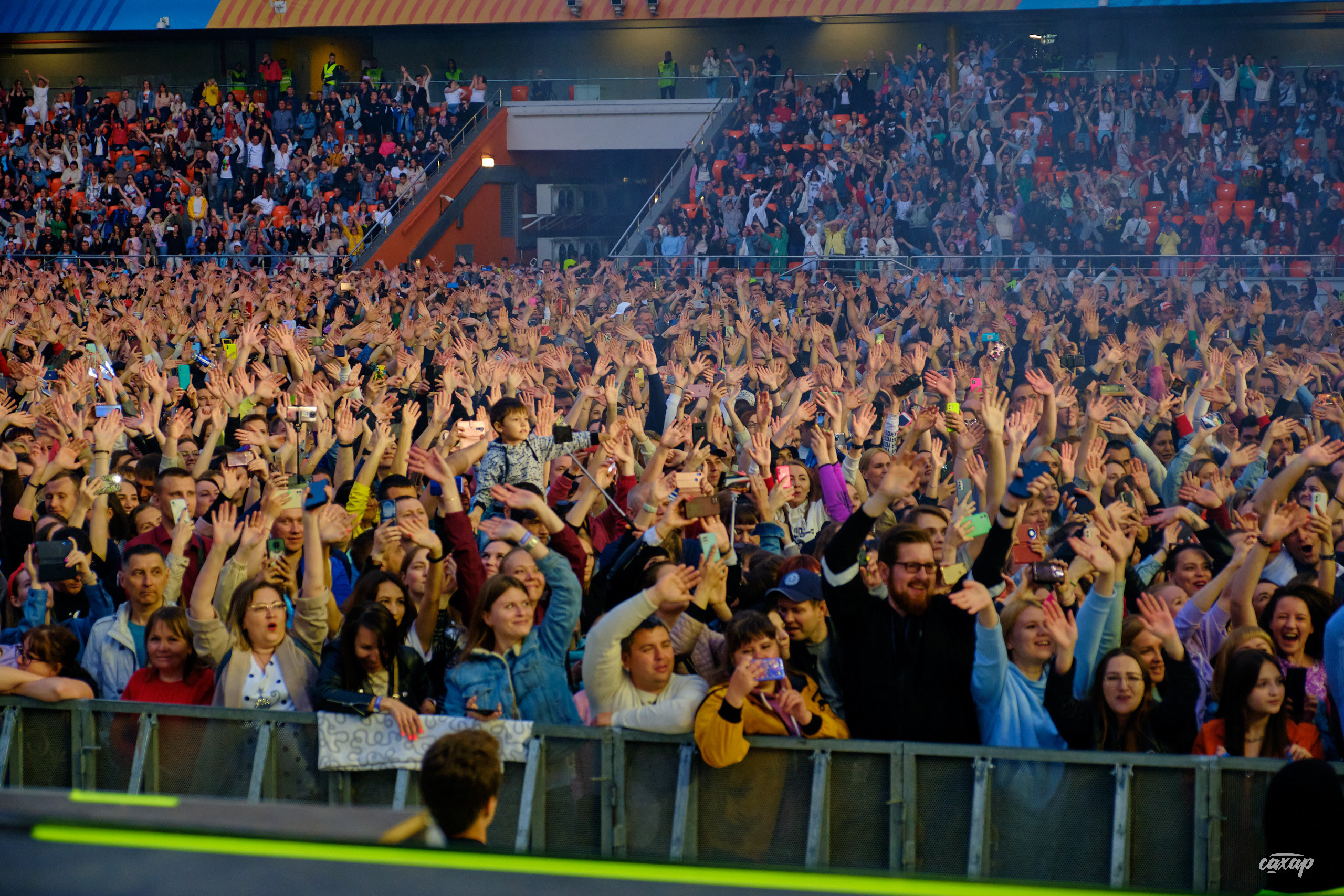 Сергей Жуков и Руки Вверх гости Niletto и Михаил Жуков