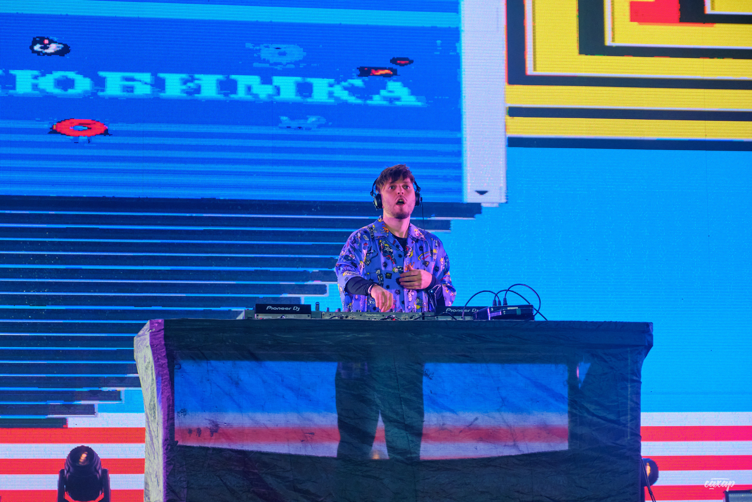 Сергей Жуков и Руки Вверх гости Niletto и Михаил Жуков