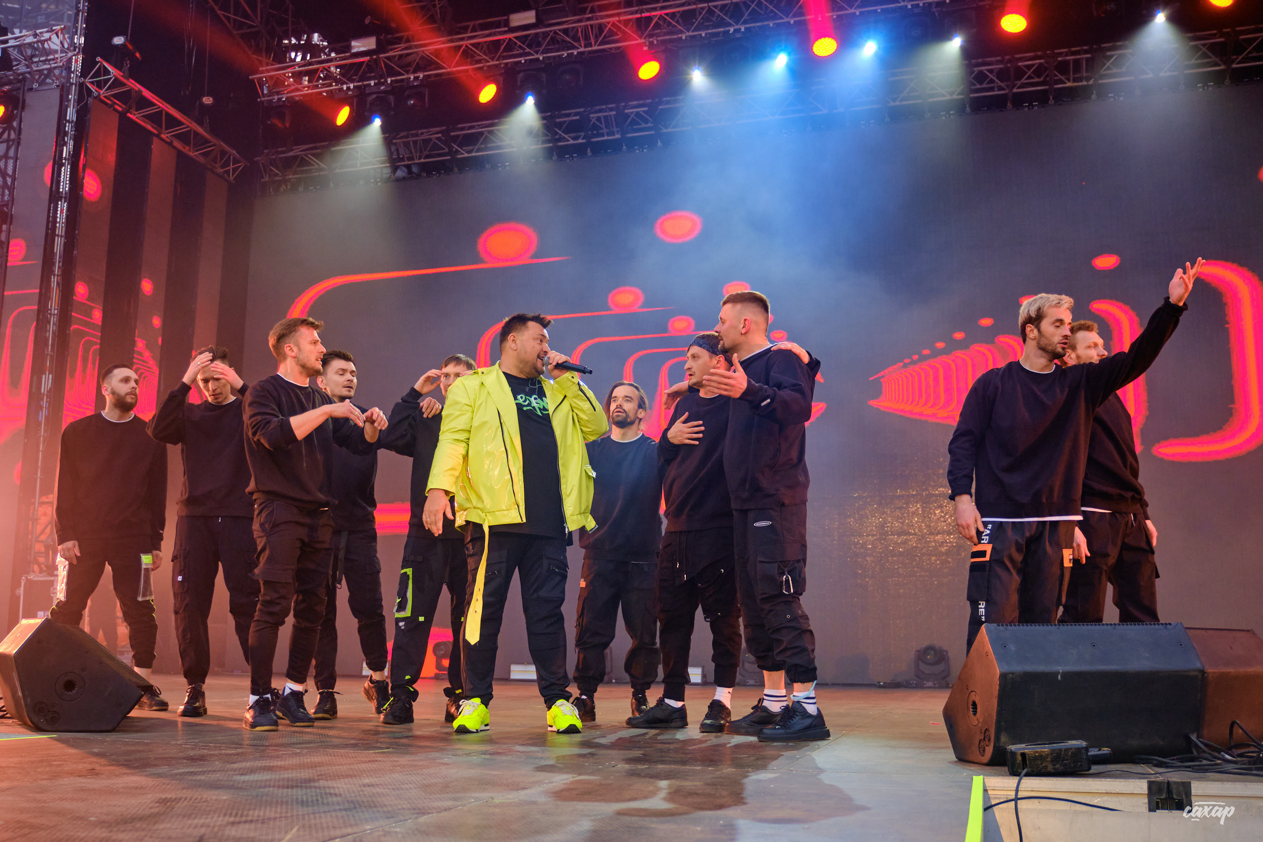 Сергей Жуков и Руки Вверх гости Niletto и Михаил Жуков