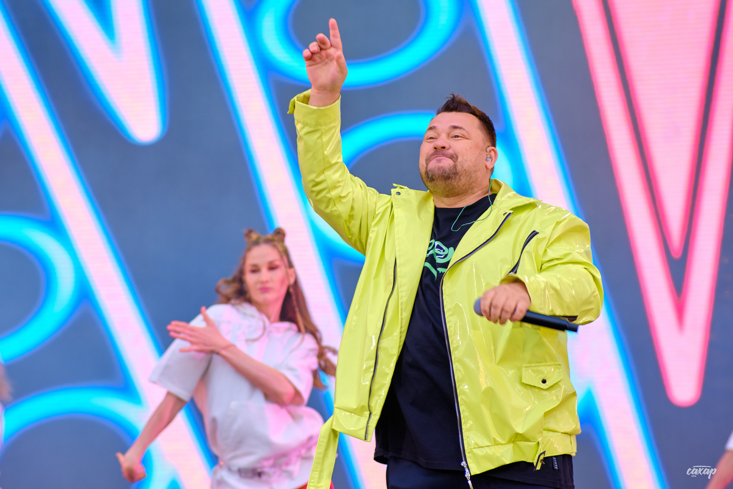 Сергей Жуков и Руки Вверх гости Niletto и Михаил Жуков