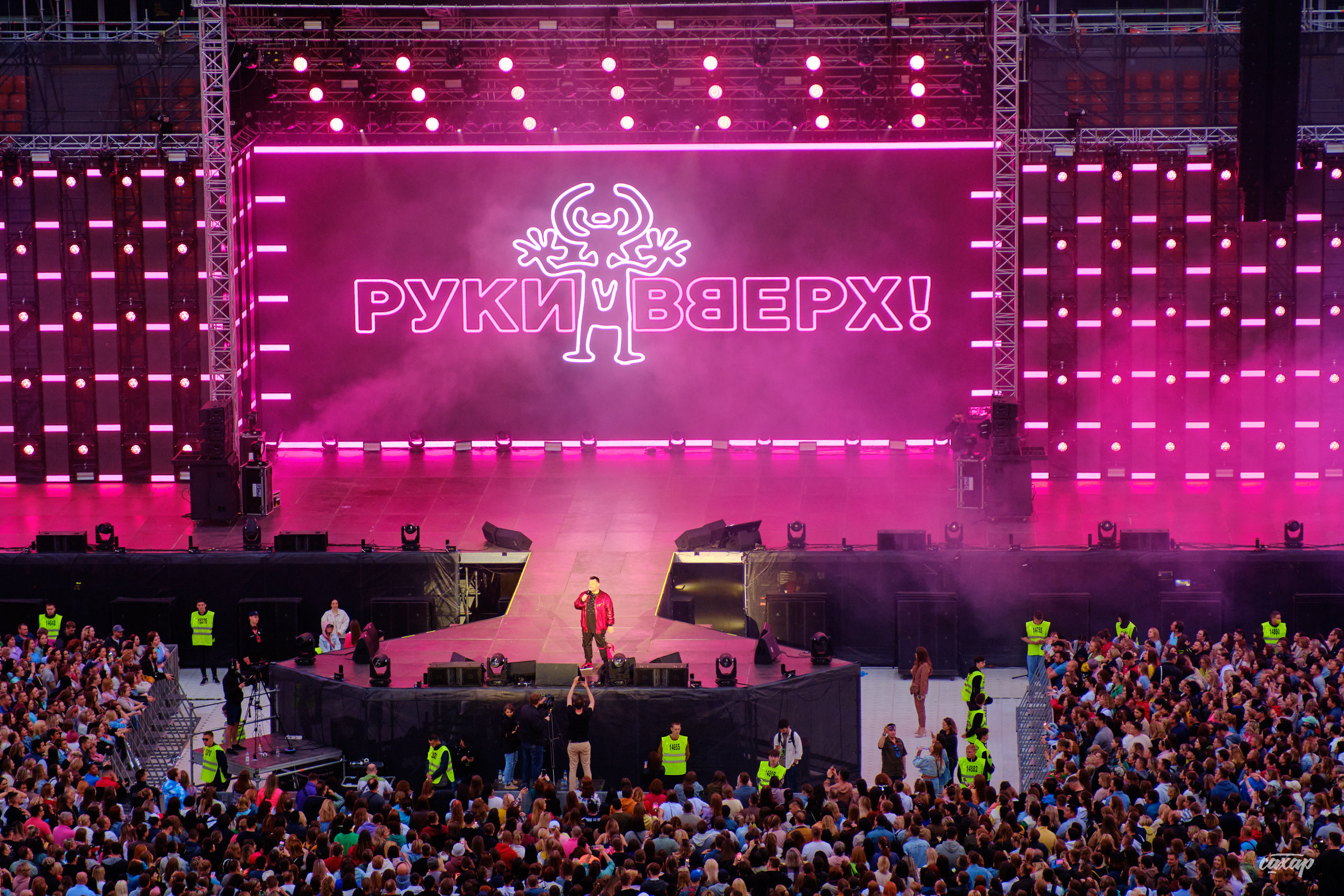 Сергей Жуков и Руки Вверх гости Niletto и Михаил Жуков