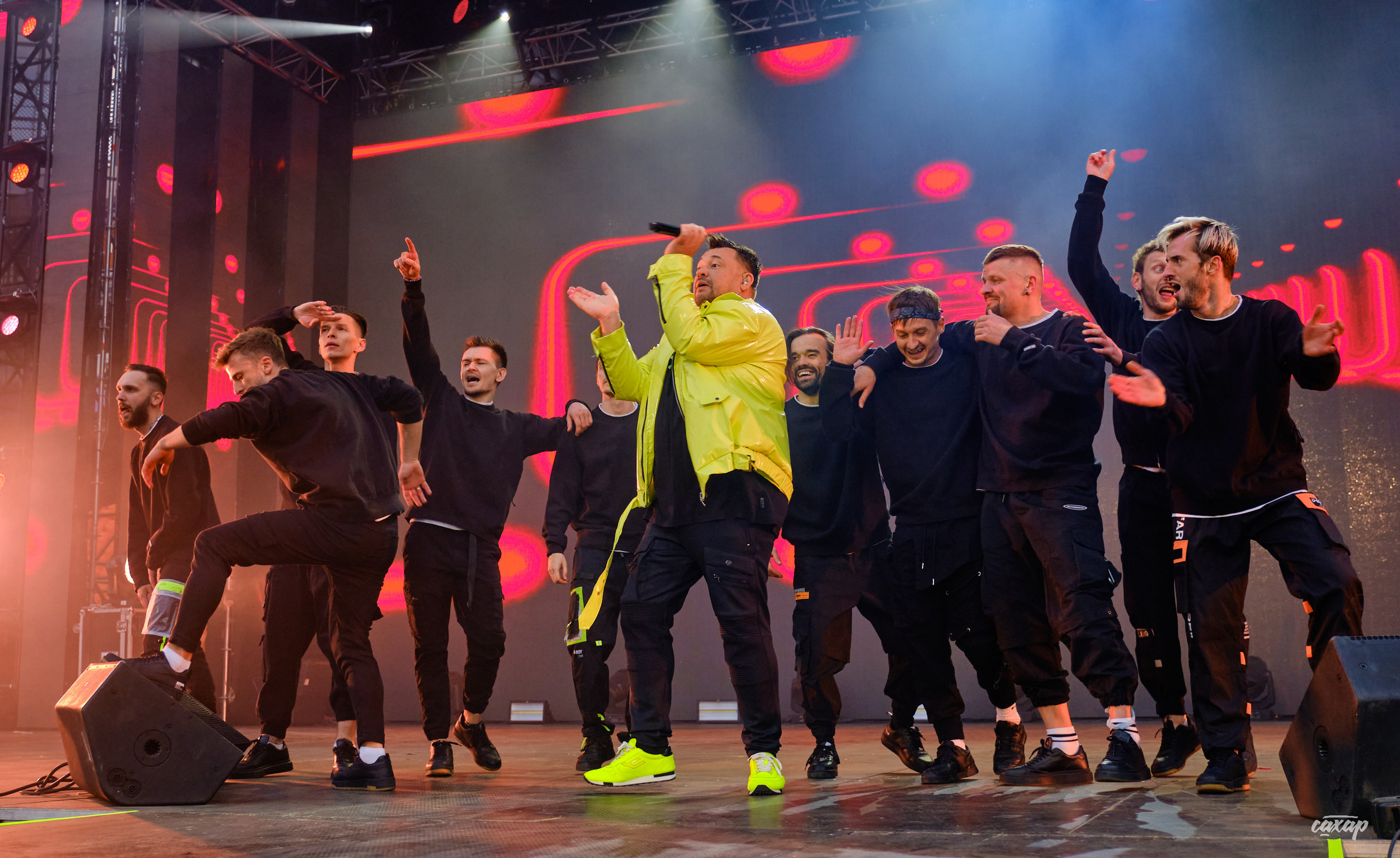 Сергей Жуков и Руки Вверх гости Niletto и Михаил Жуков