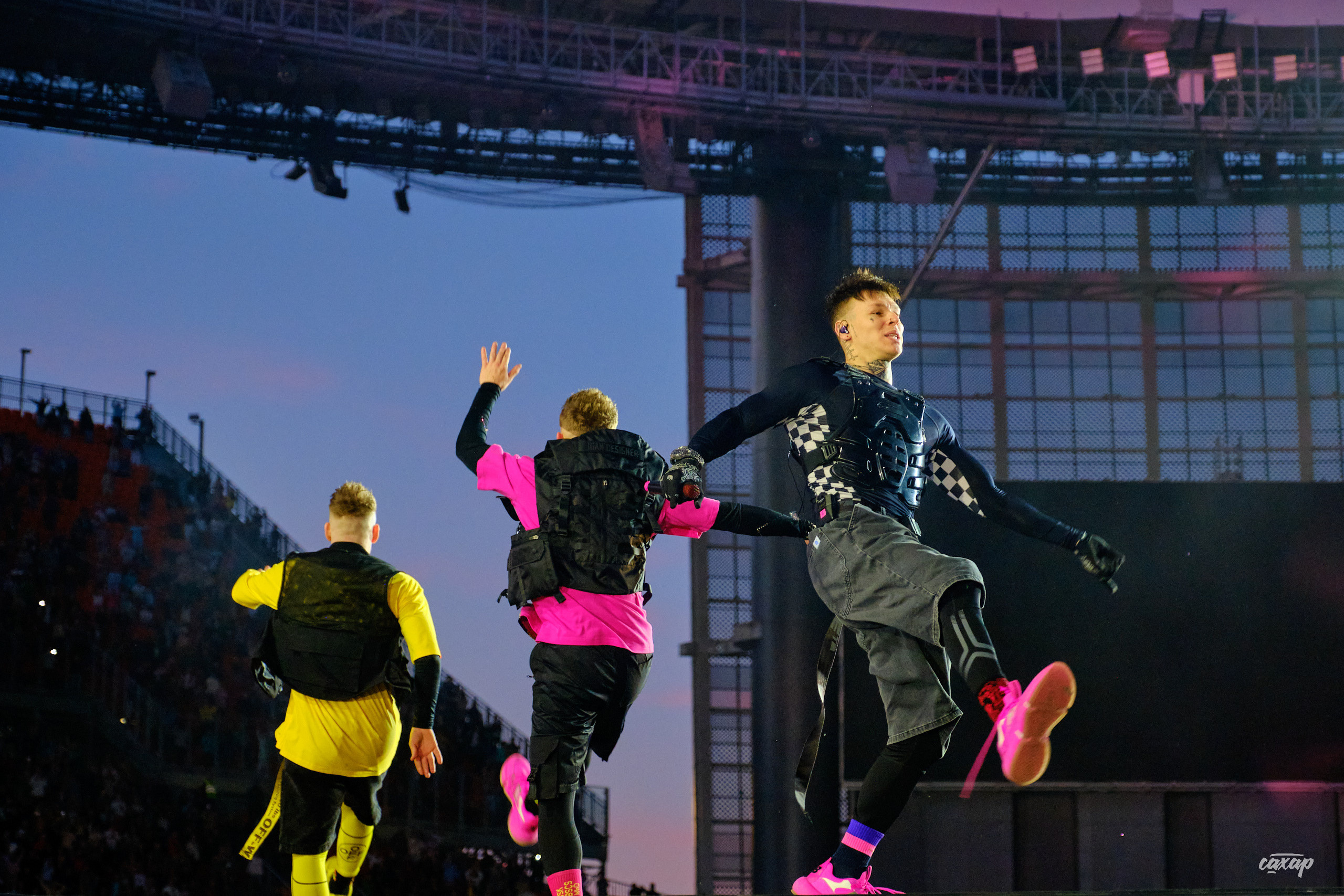 Сергей Жуков и Руки Вверх гости Niletto и Михаил Жуков