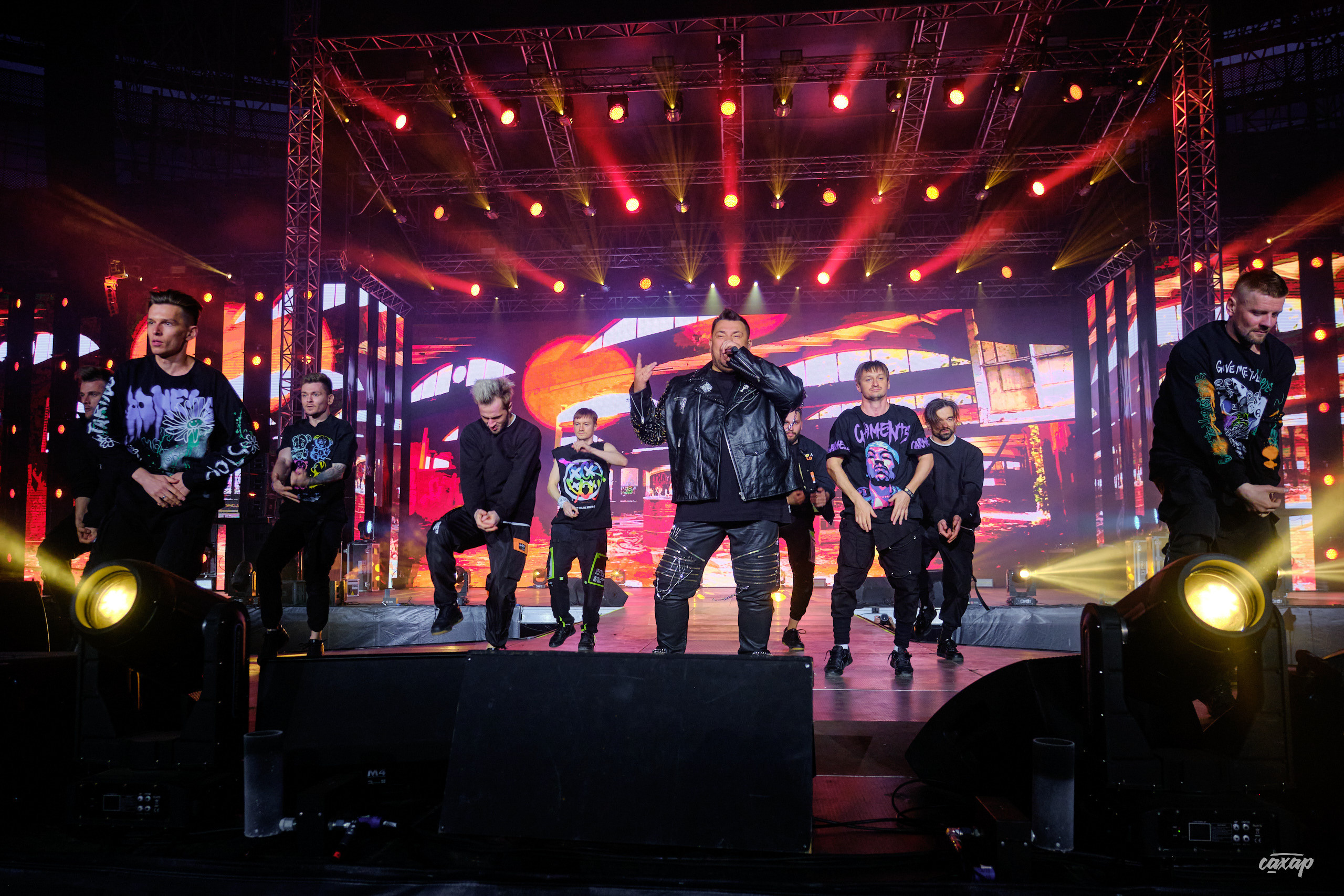 Сергей Жуков и Руки Вверх гости Niletto и Михаил Жуков