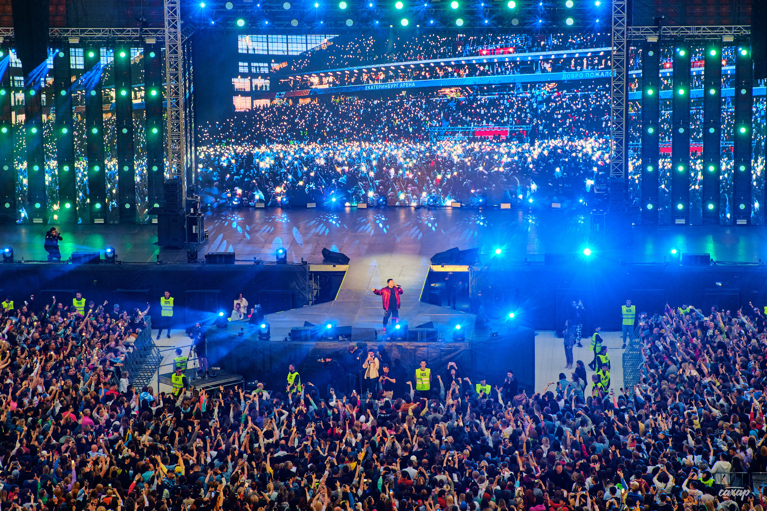 Сергей Жуков и Руки Вверх гости Niletto и Михаил Жуков