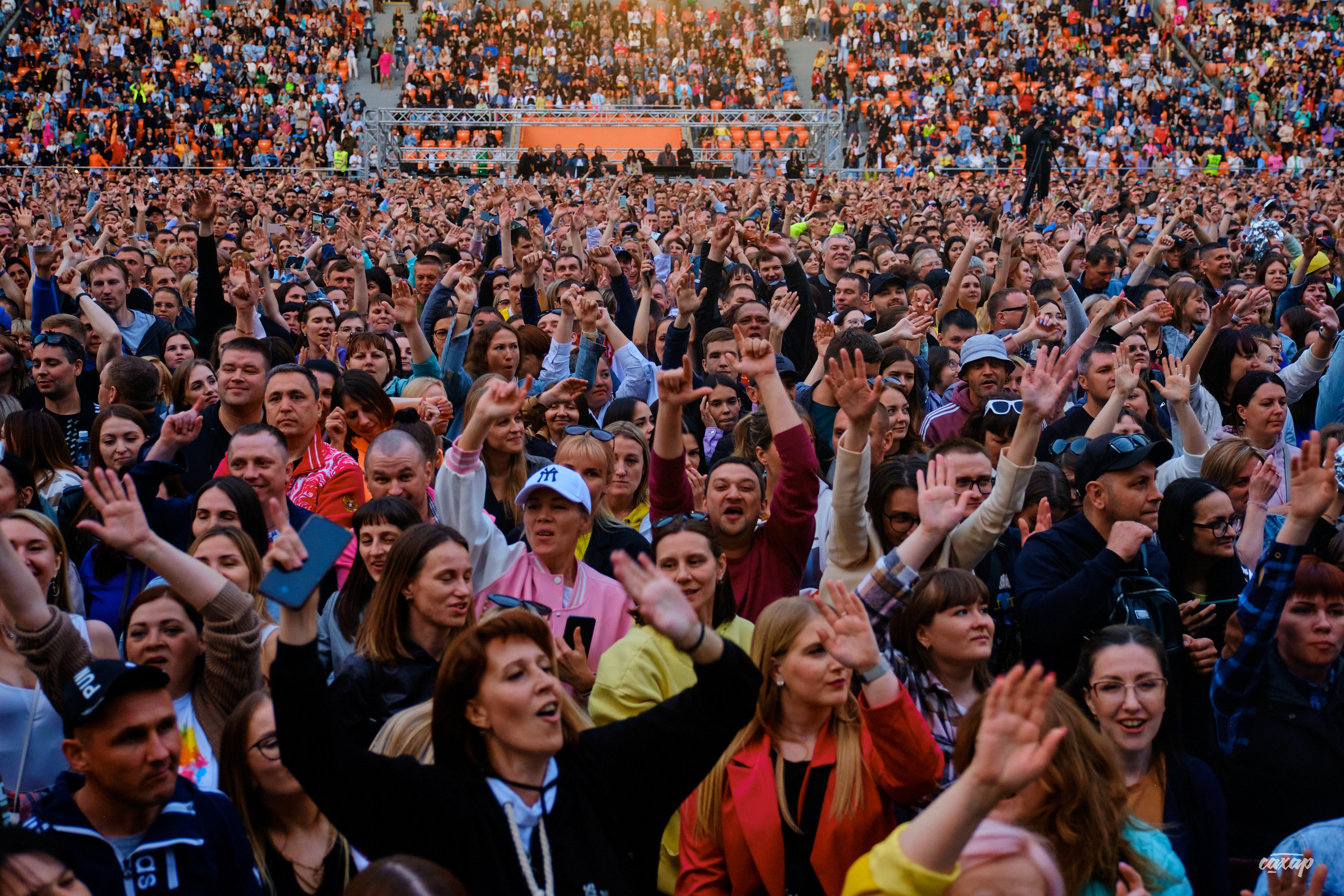 Сергей Жуков и Руки Вверх гости Niletto и Михаил Жуков