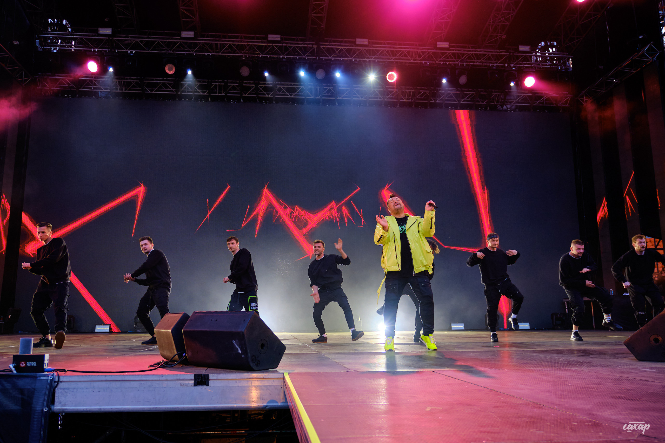 Сергей Жуков и Руки Вверх гости Niletto и Михаил Жуков