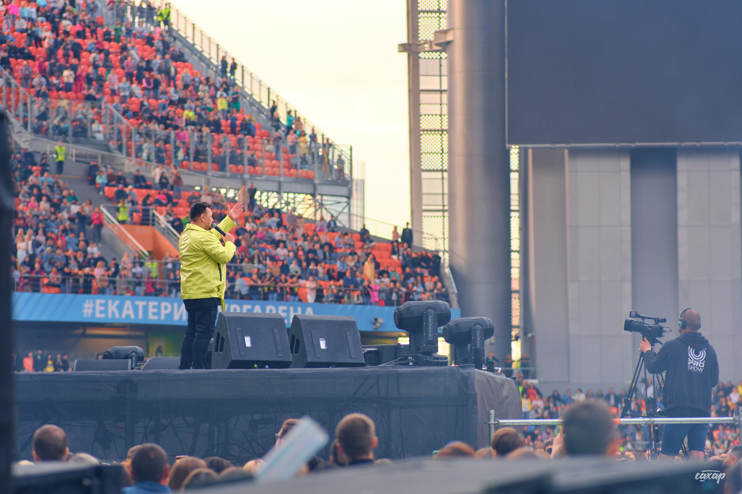 Сергей Жуков и Руки Вверх гости Niletto и Михаил Жуков