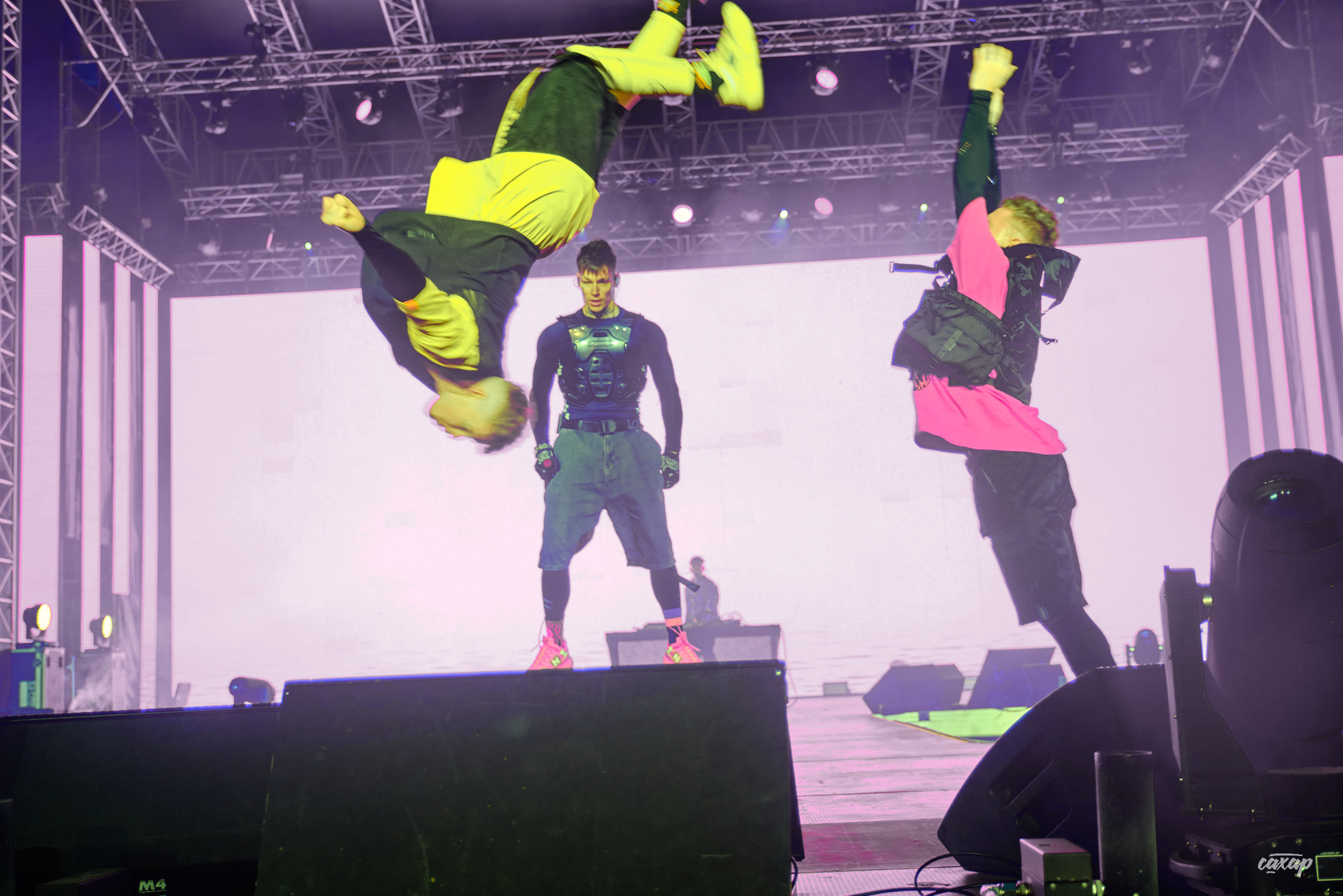 Сергей Жуков и Руки Вверх гости Niletto и Михаил Жуков