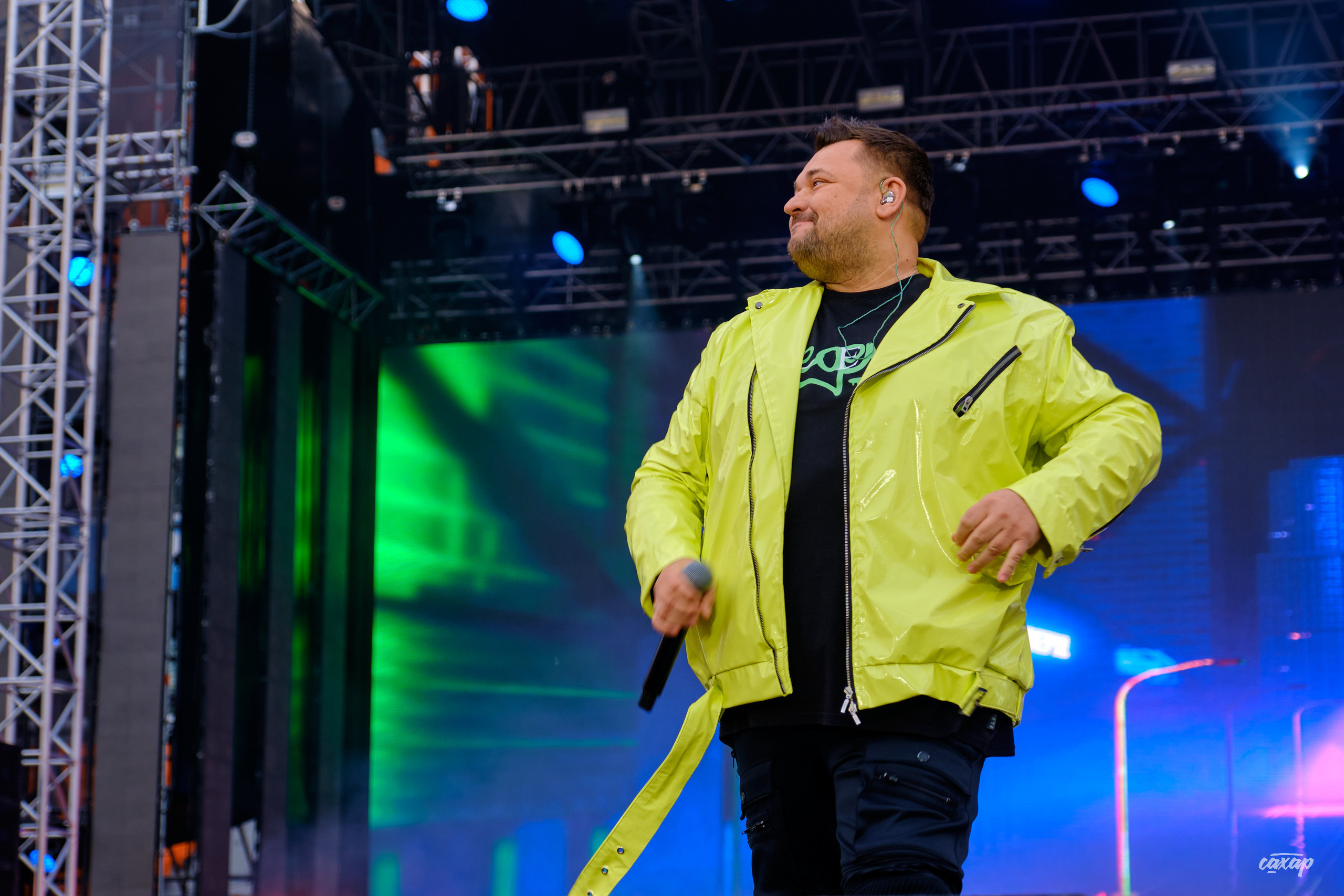 Сергей Жуков и Руки Вверх гости Niletto и Михаил Жуков