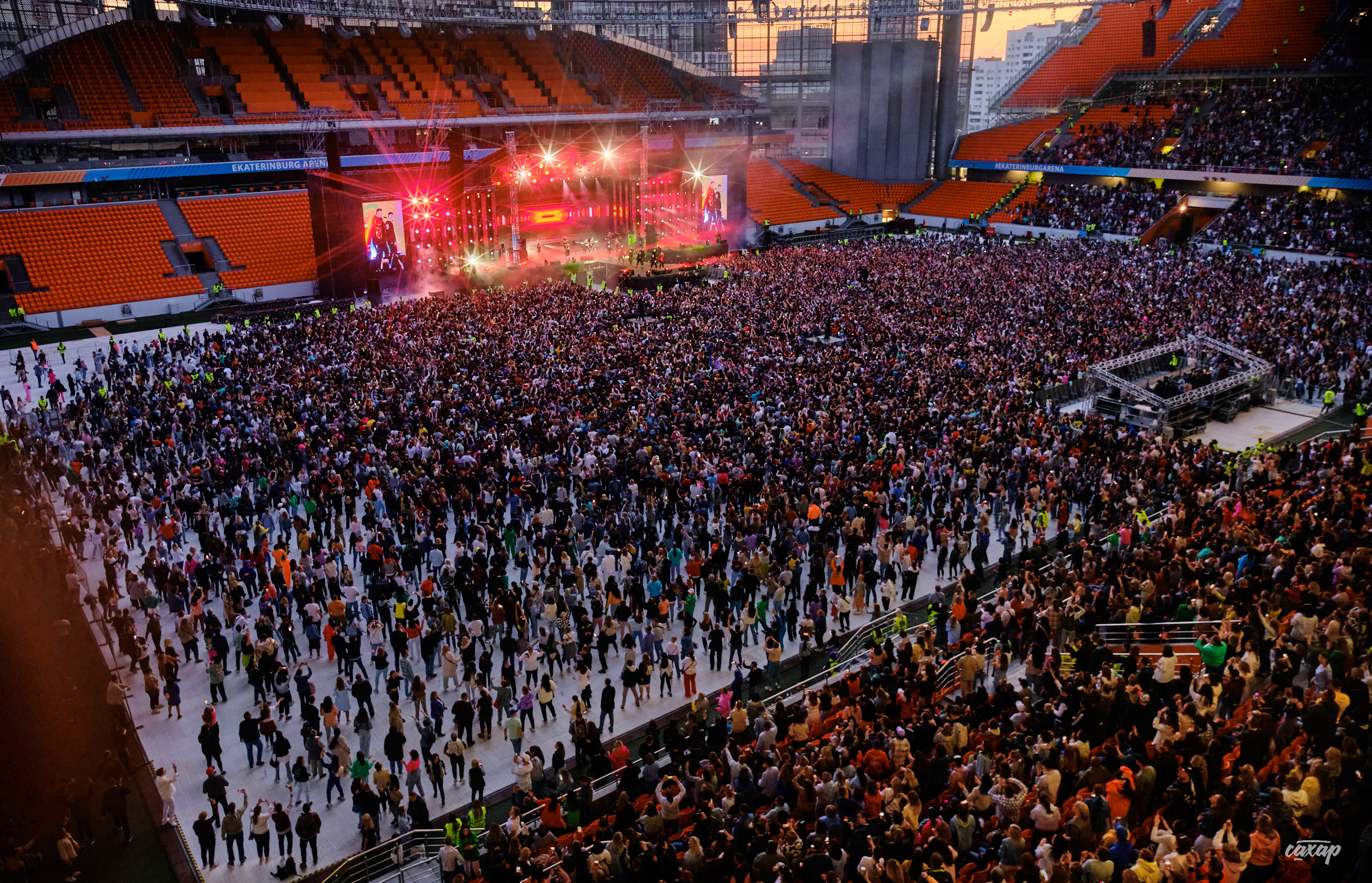 Сергей Жуков и Руки Вверх гости Niletto и Михаил Жуков