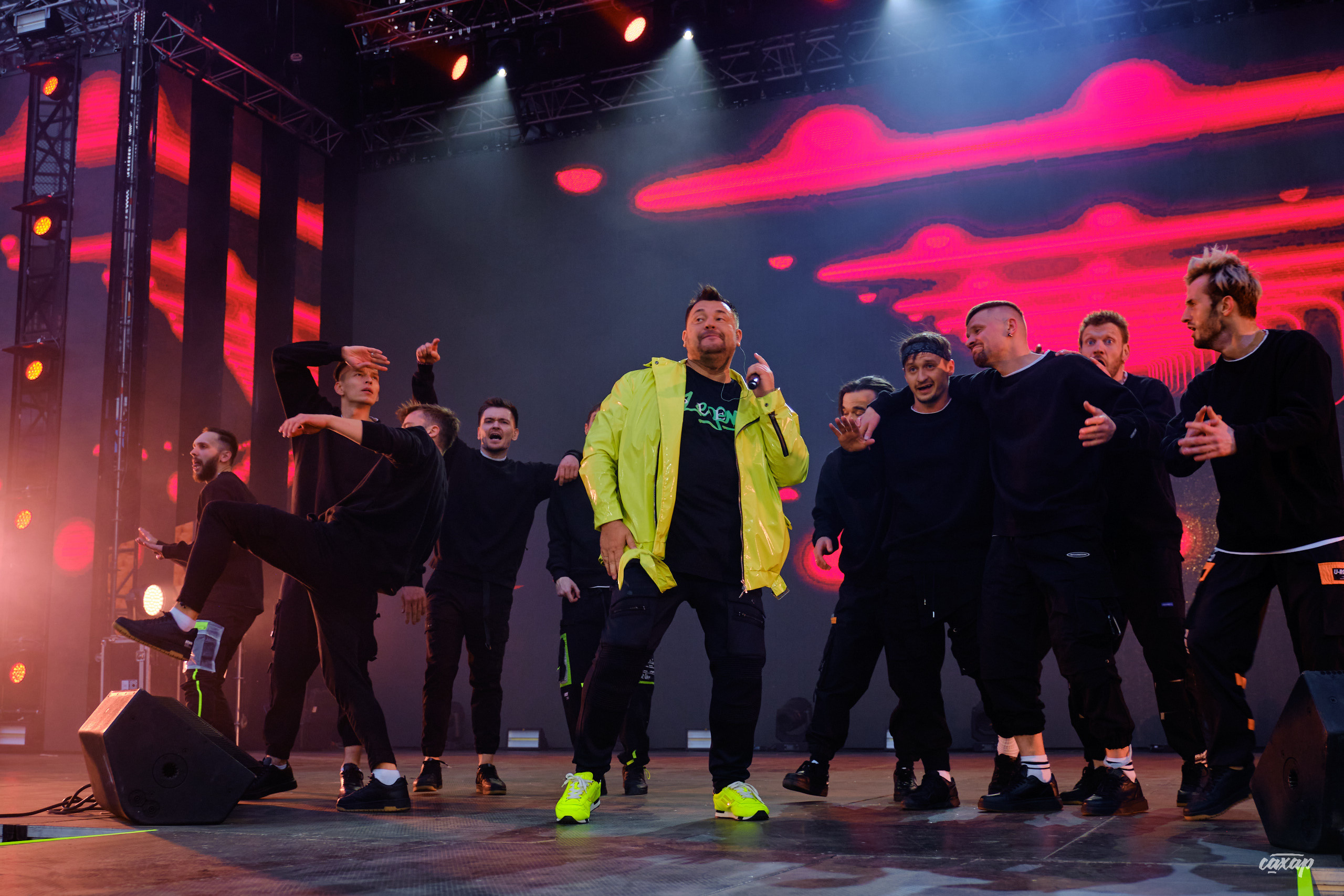 Сергей Жуков и Руки Вверх гости Niletto и Михаил Жуков