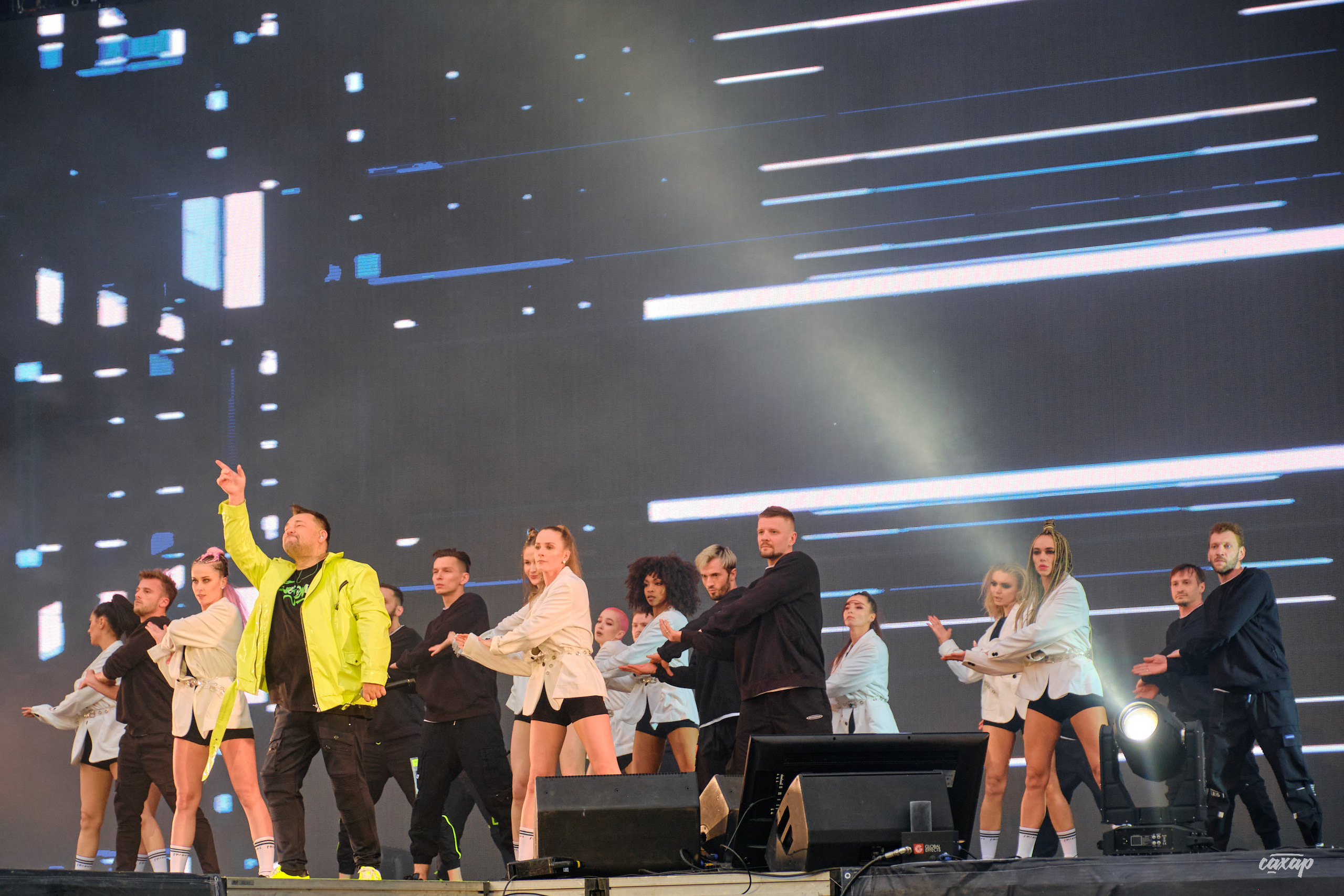 Сергей Жуков и Руки Вверх гости Niletto и Михаил Жуков