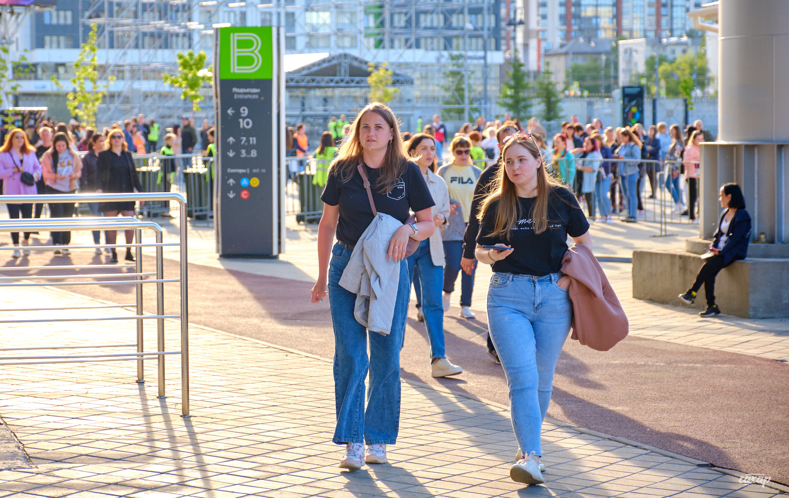 Сергей Жуков и Руки Вверх гости Niletto и Михаил Жуков