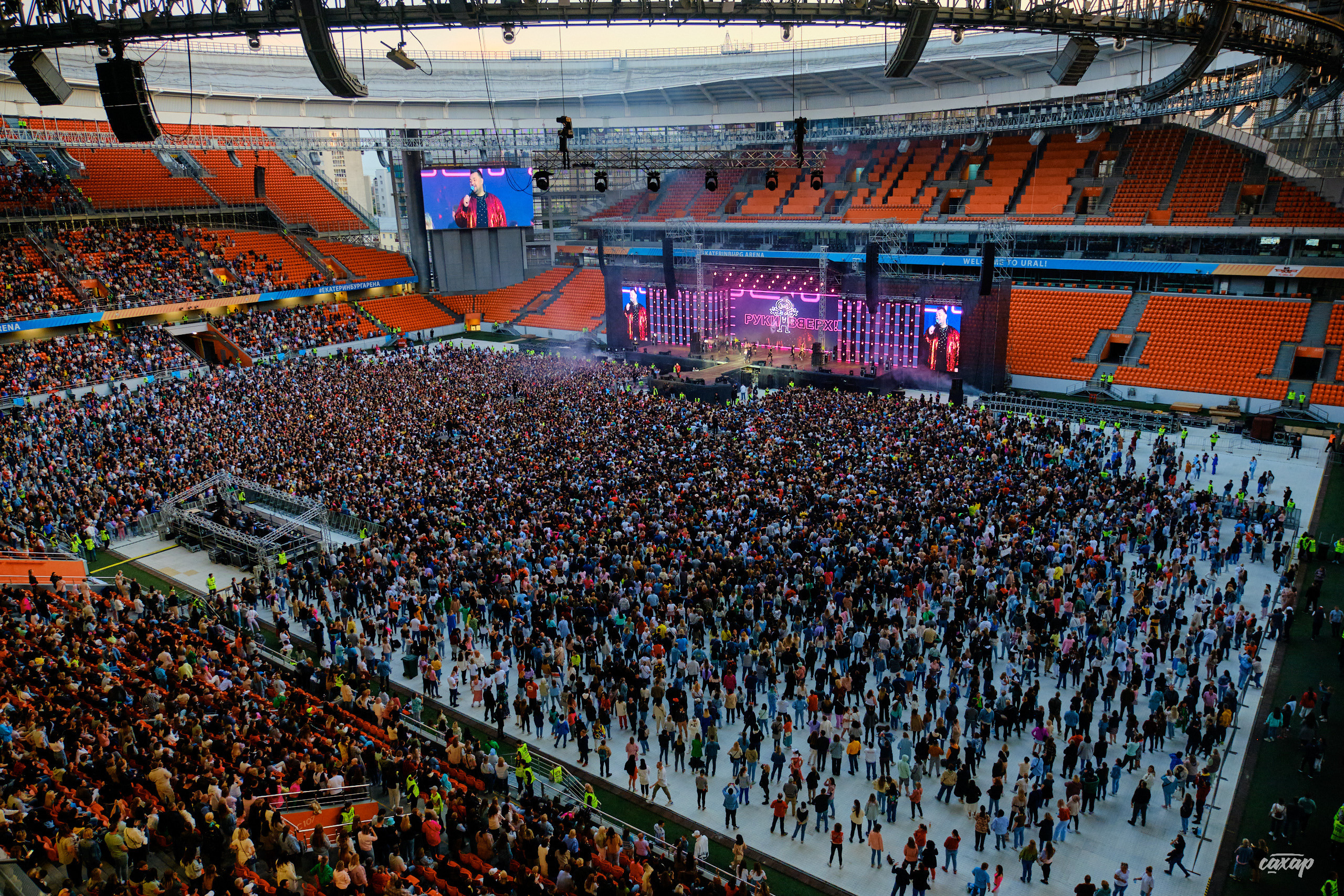 Сергей Жуков и Руки Вверх гости Niletto и Михаил Жуков