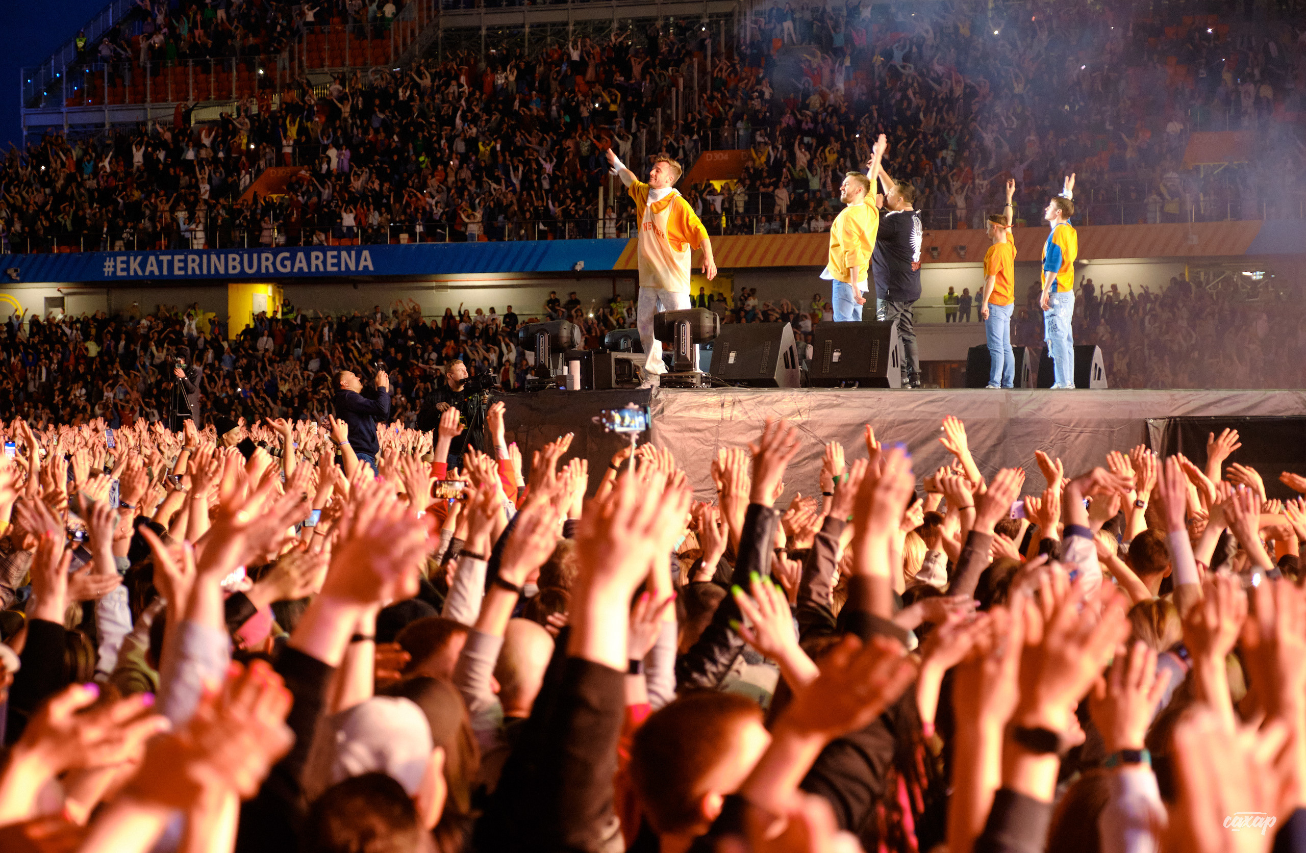 Сергей Жуков и Руки Вверх гости Niletto и Михаил Жуков