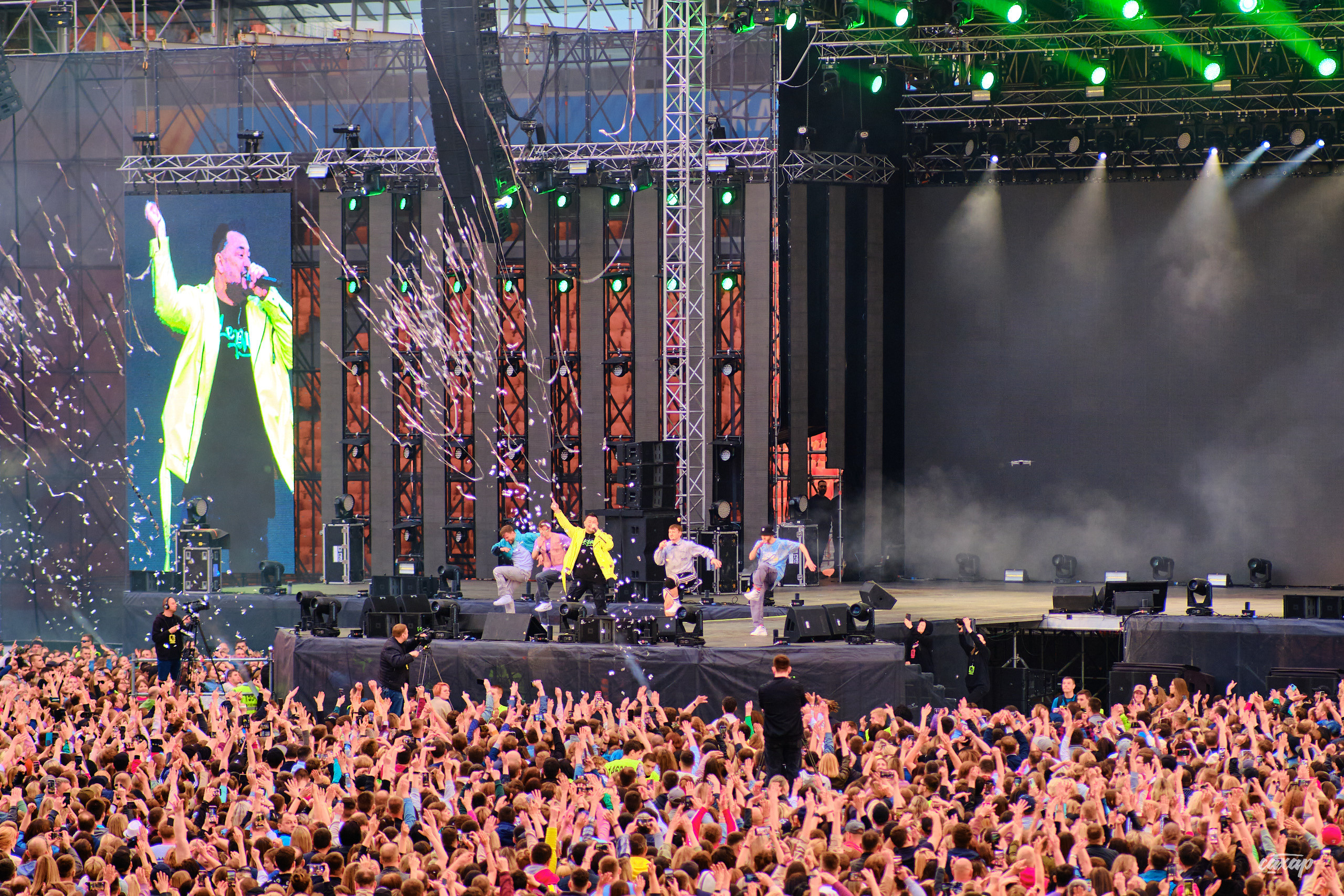 Сергей Жуков и Руки Вверх гости Niletto и Михаил Жуков