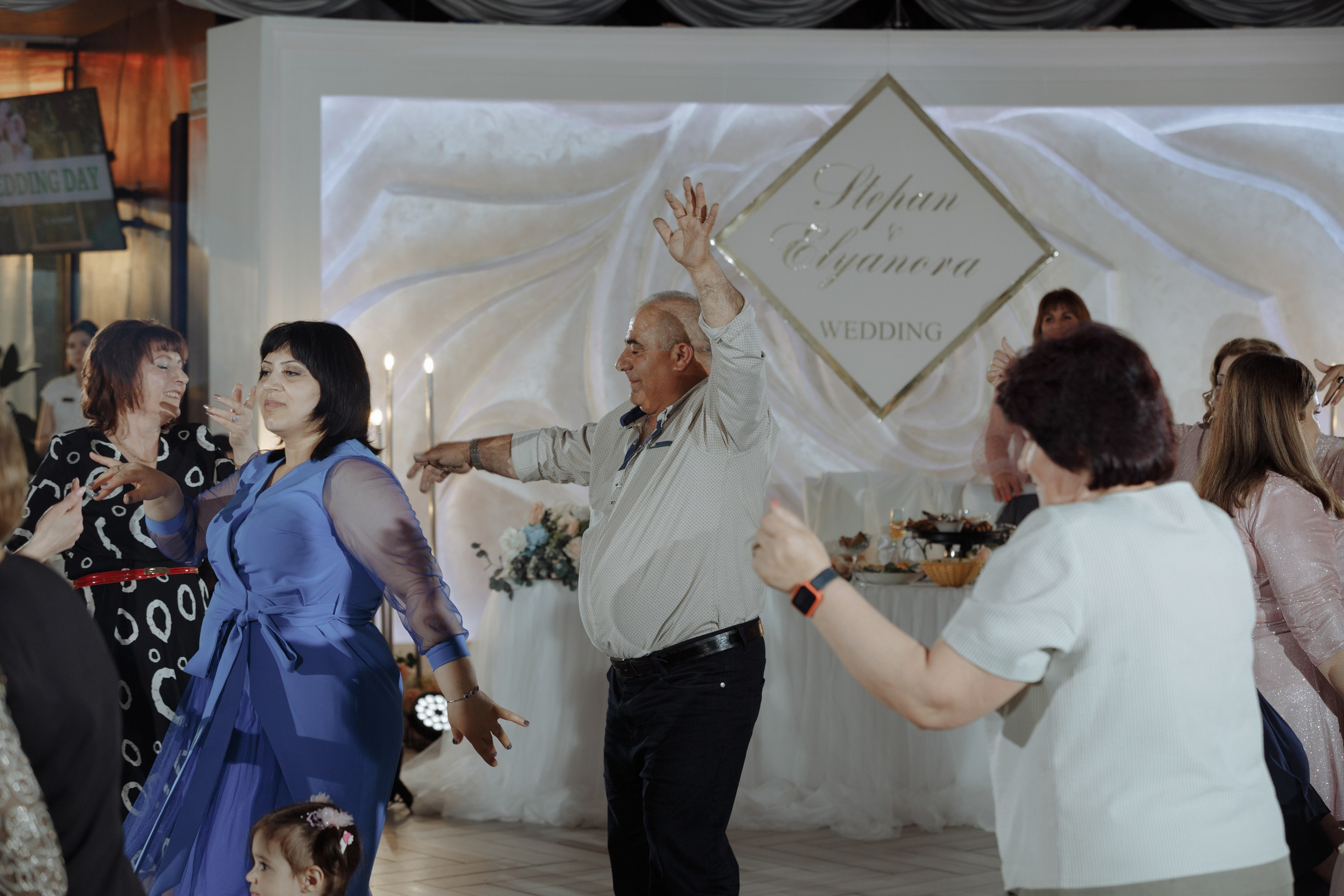 Степан и Элянора (полный день). Свадебный фотограф