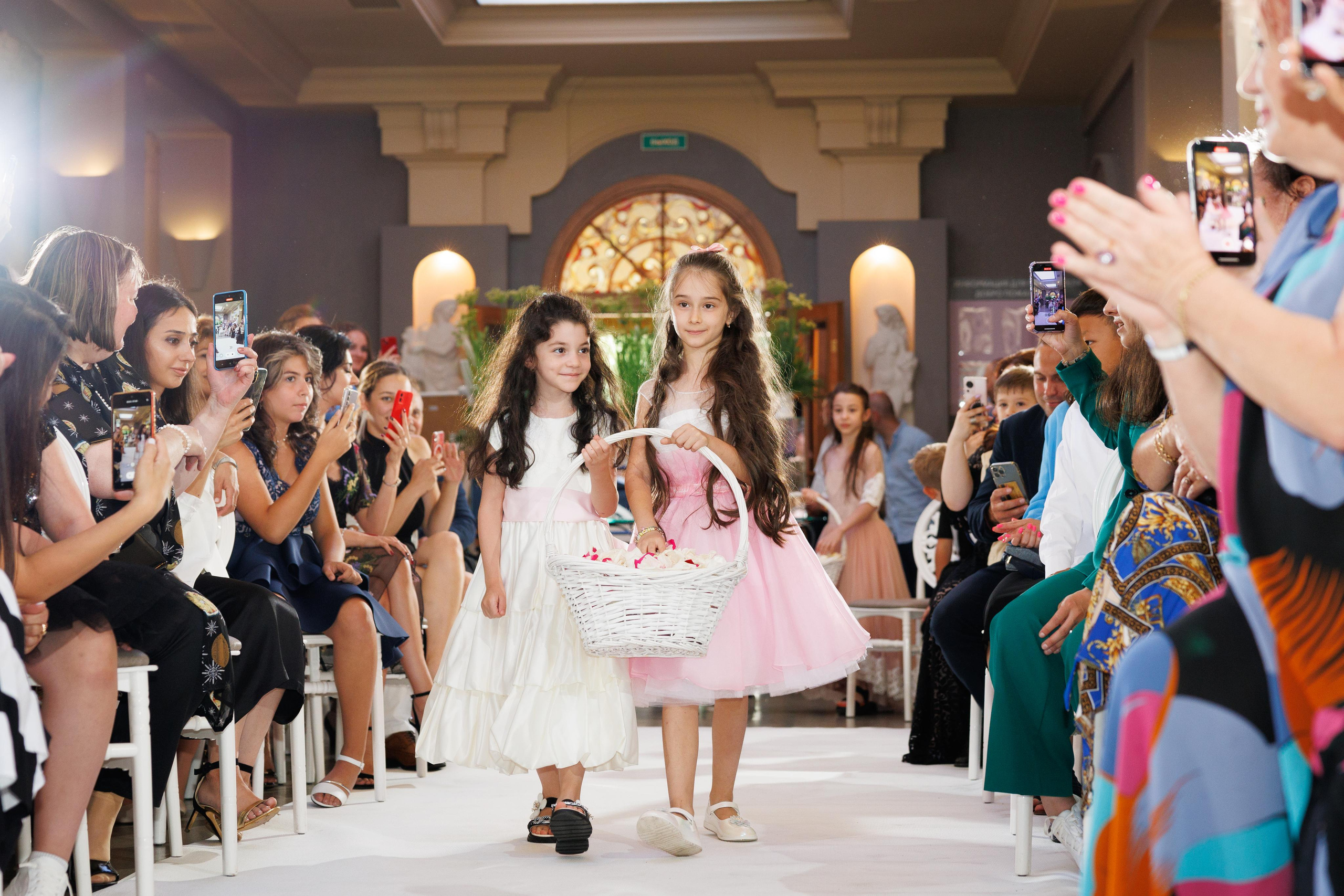 Свадебная хроника. Репортажной, Свадебный, школьный