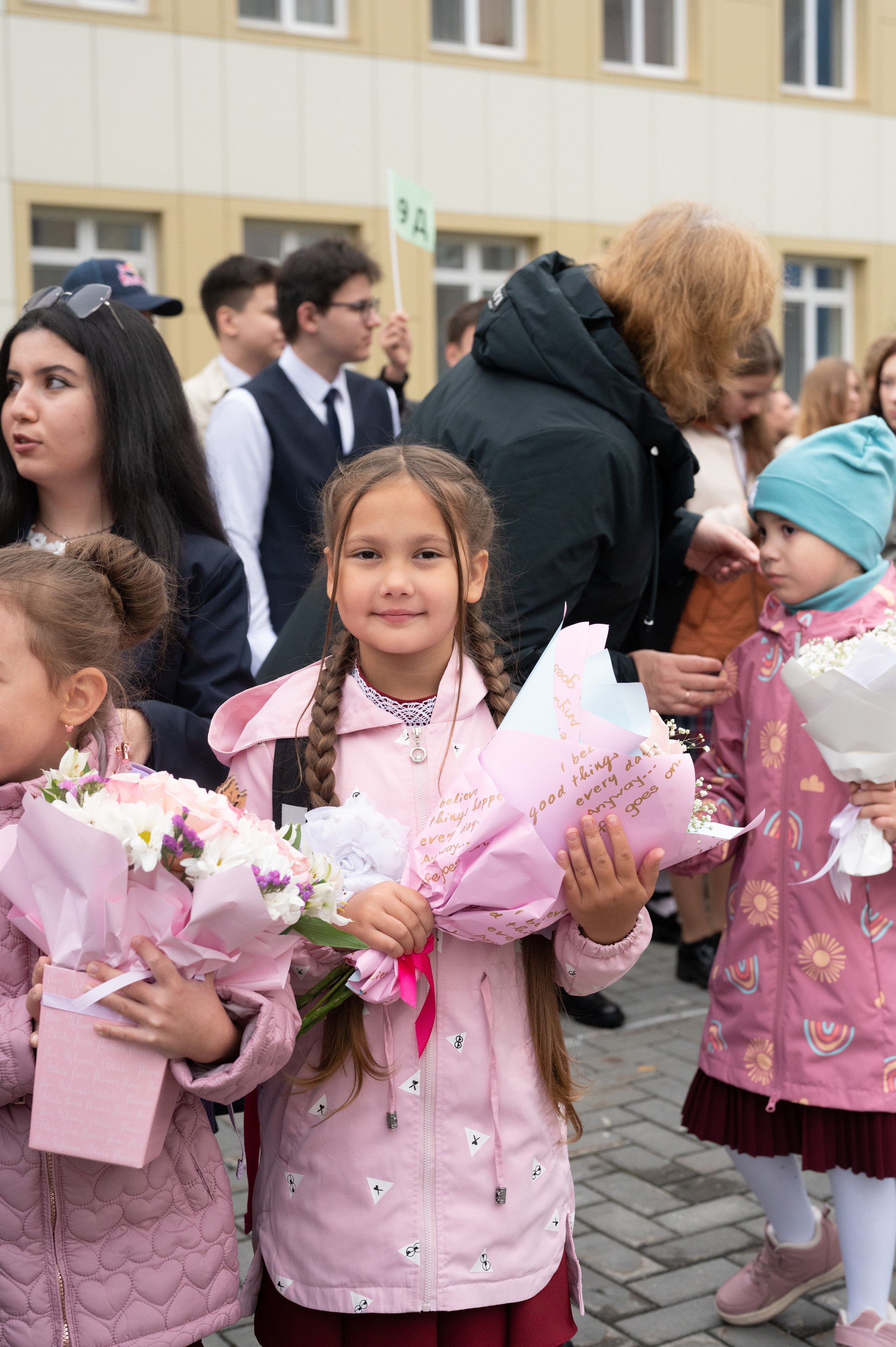 1 сентября 1 К 16 гимназия репортаж, линейка +в классе. Фотограф новорожденных, семейный детский в Тюмени Татьяна Морозова